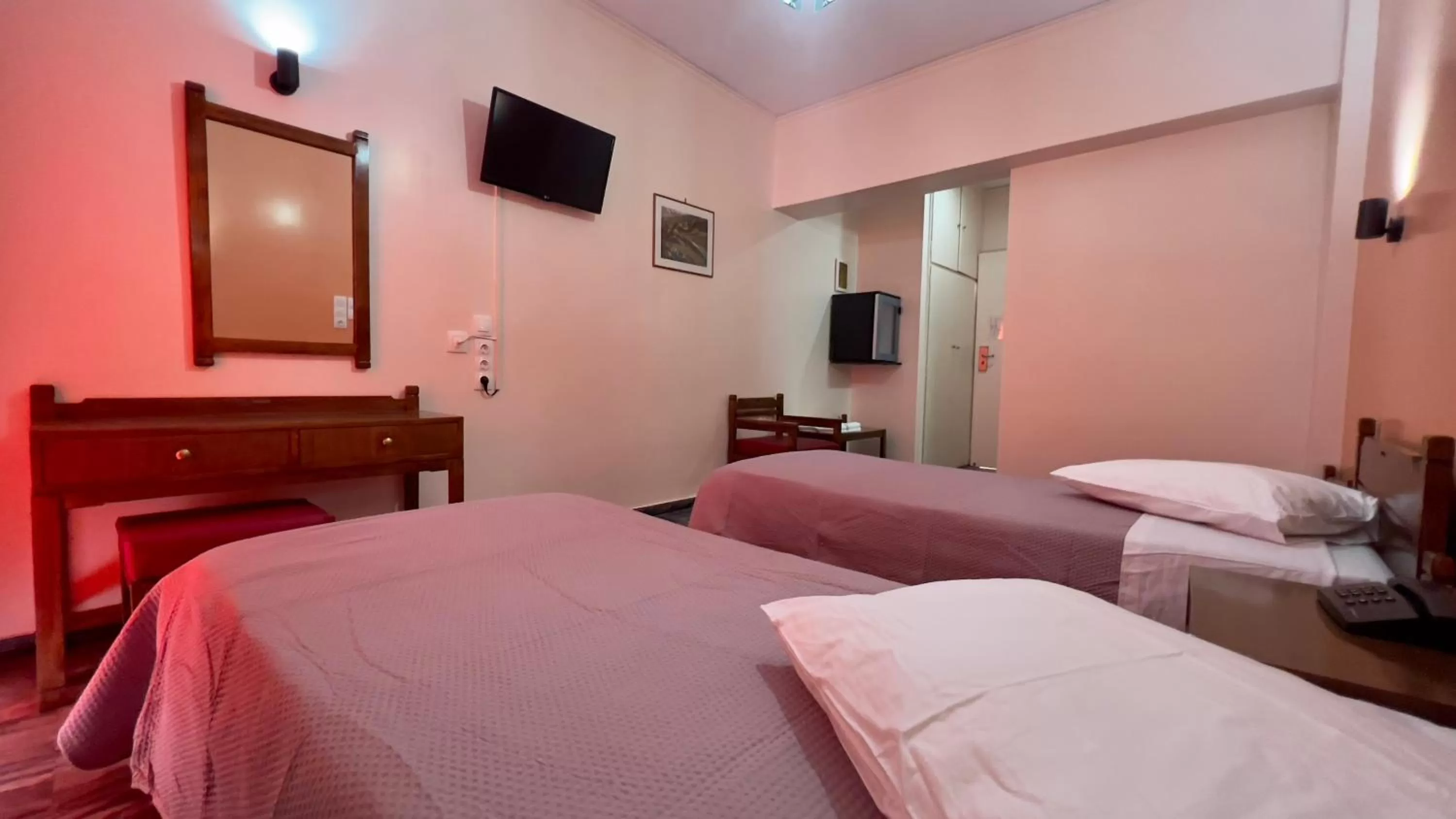 Photo of the whole room, Bed in Hotel Cosmos