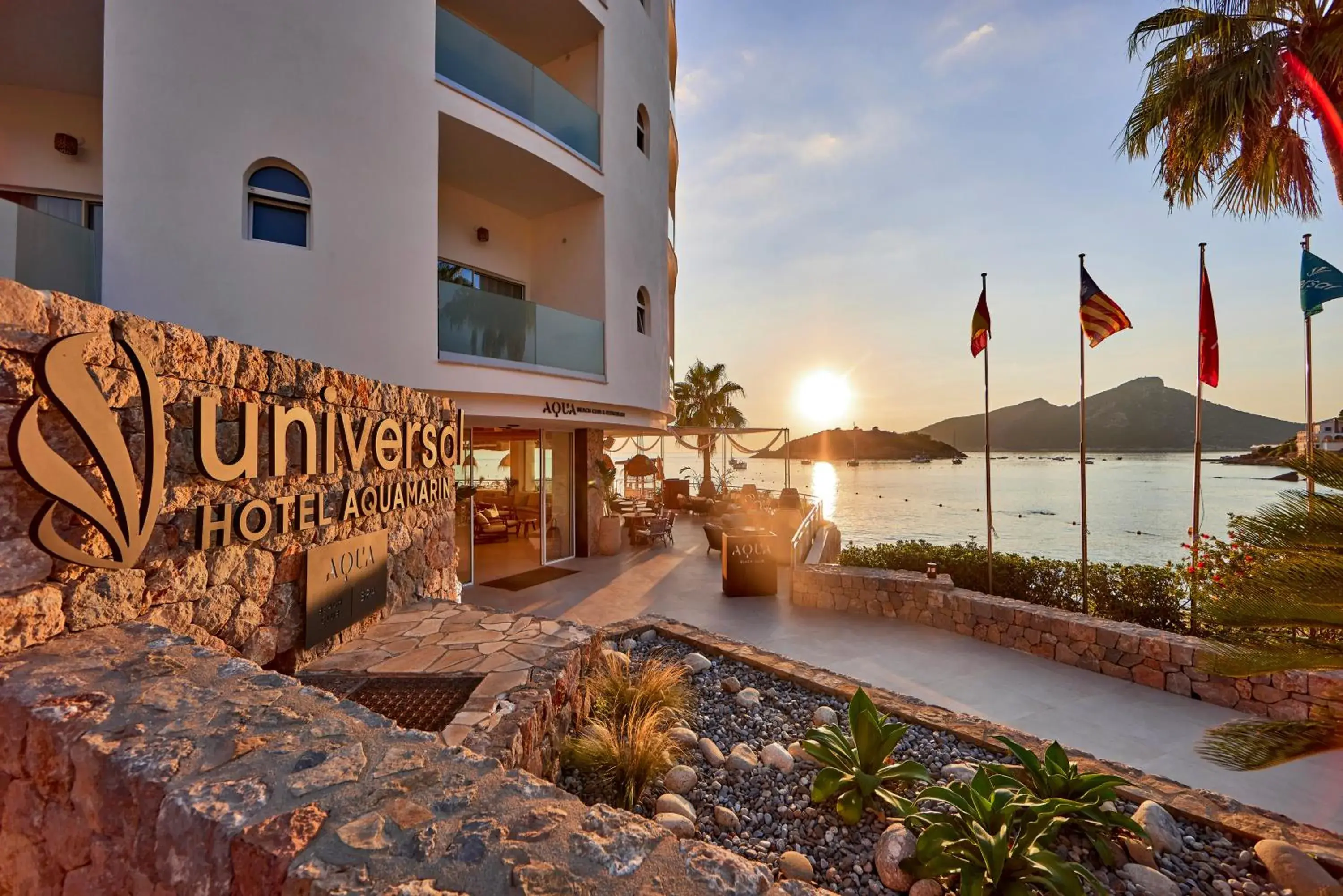 Facade/entrance in Universal Hotel Aquamarin