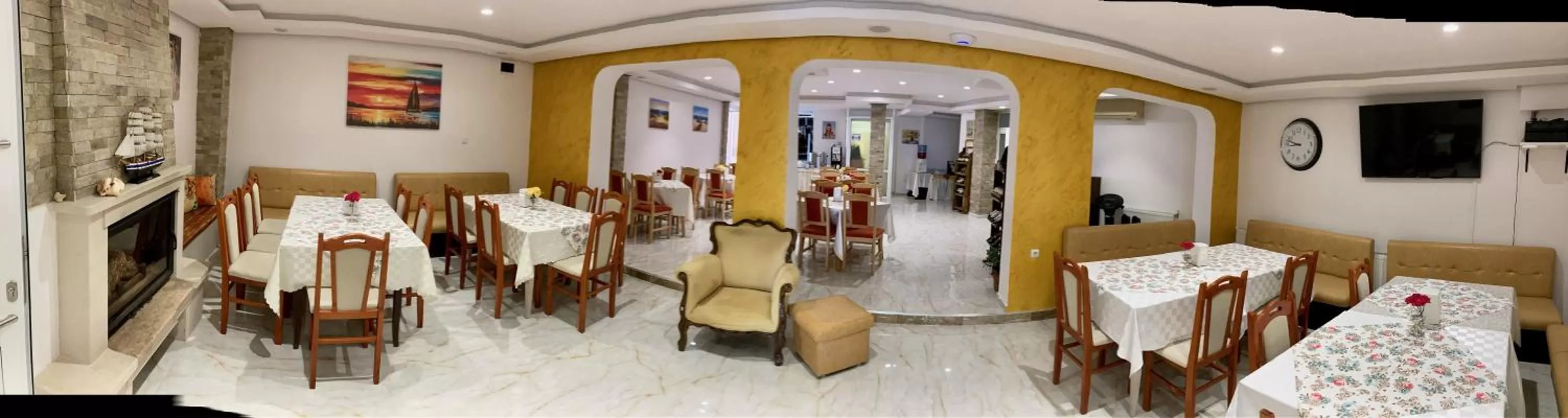 Restaurant/places to eat in Plovdiv Hotel