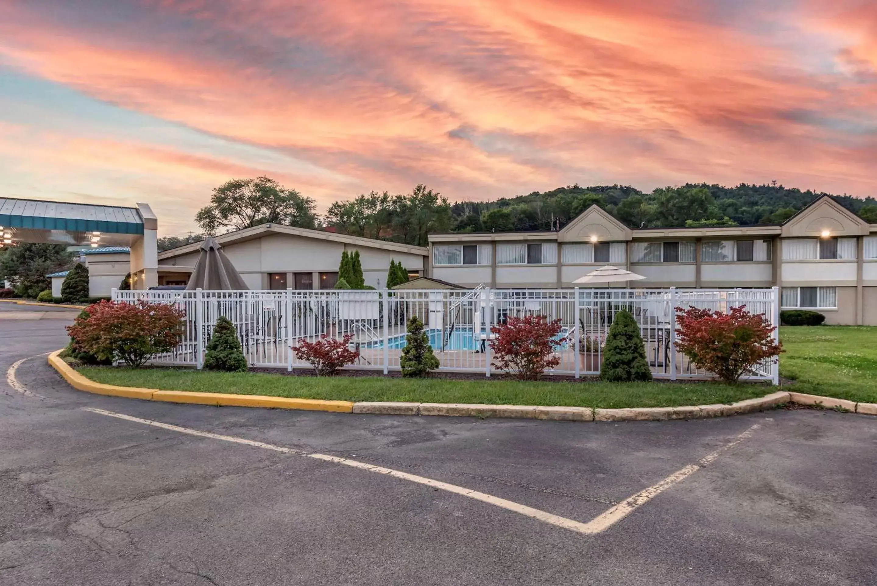 Other, Property Building in Quality Inn & Suites Vestal Binghamton near University