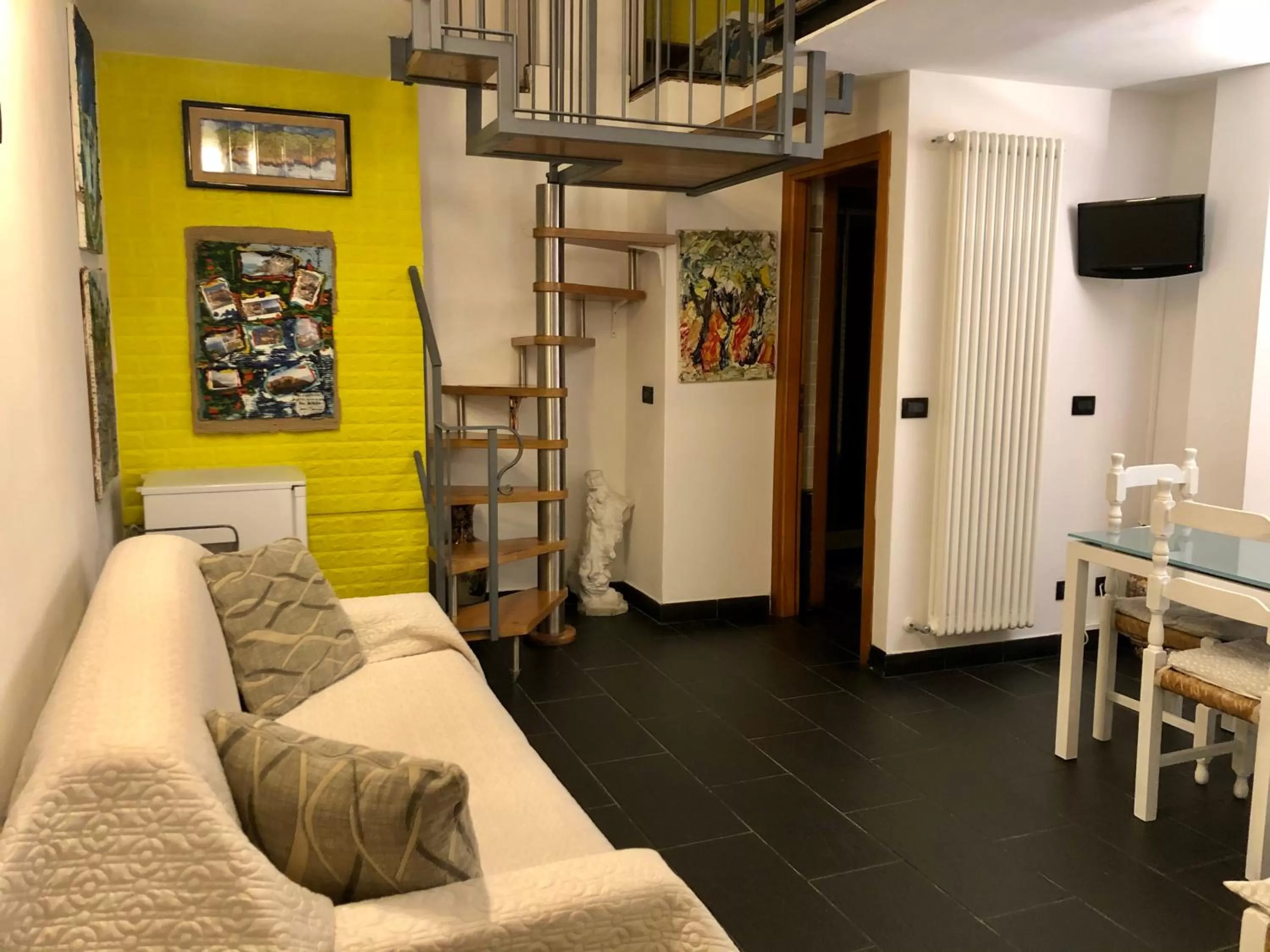 Seating area in Affittacamere Monterosso 5 Terre