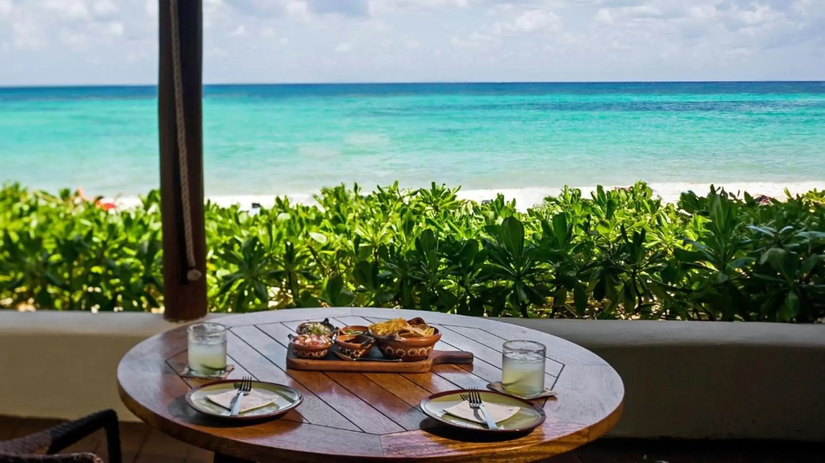 Breakfast, Sea View in Mahekal Beach Front Resort & Spa