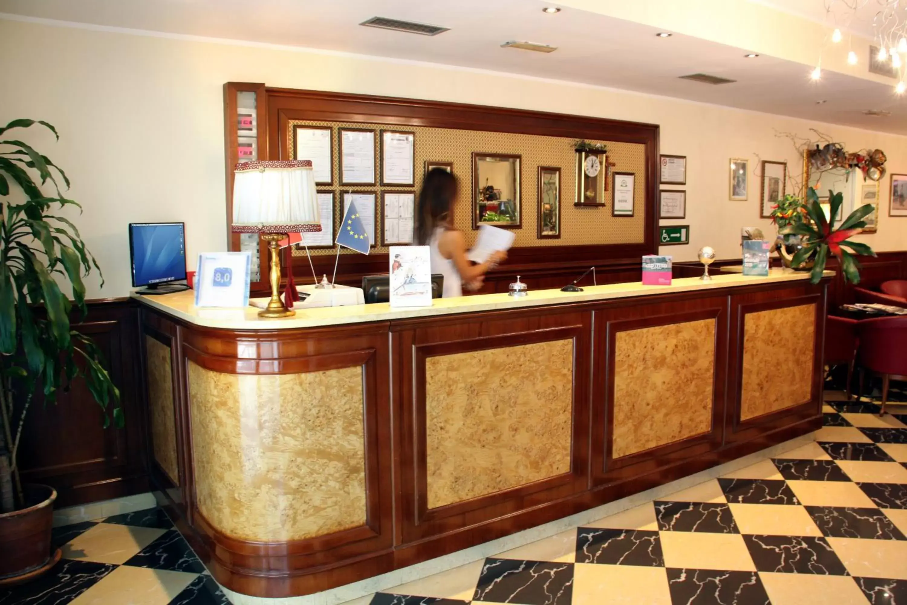 Lobby or reception, Lobby/Reception in Hotel Regit