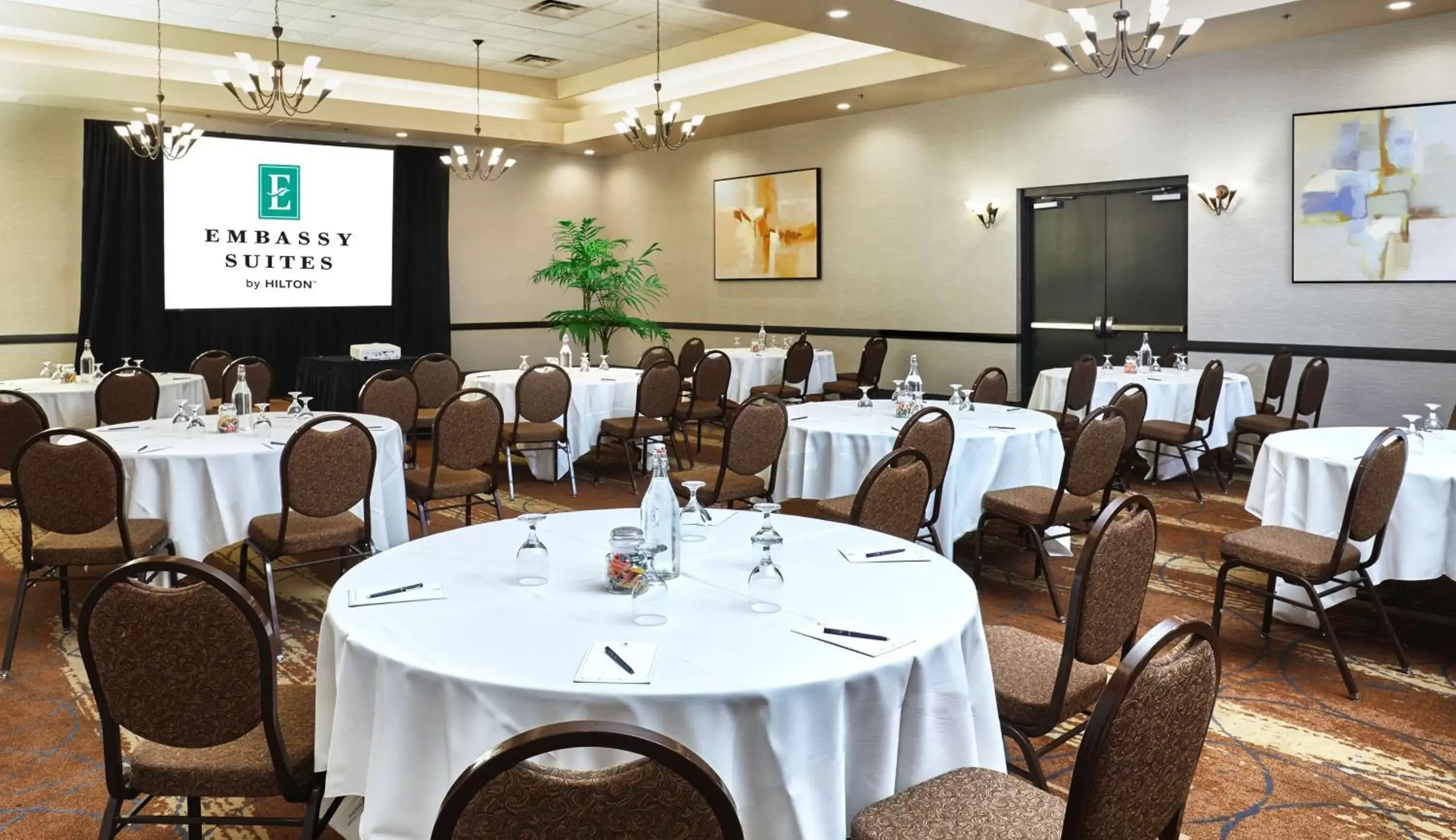 Meeting/conference room in Embassy Suites by Hilton Phoenix Scottsdale