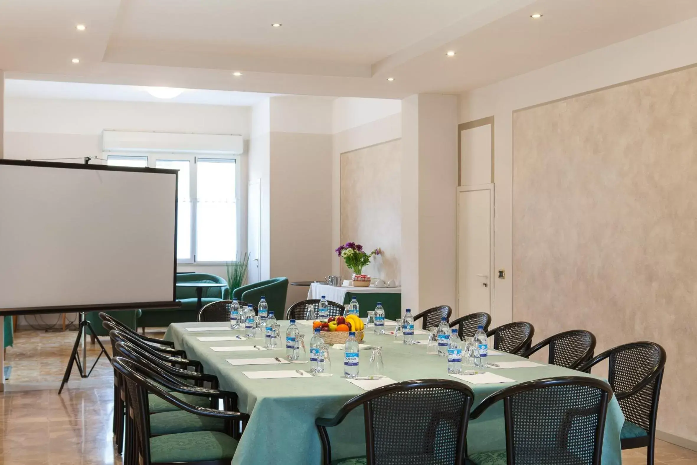 Meeting/conference room in Hotel Gambara