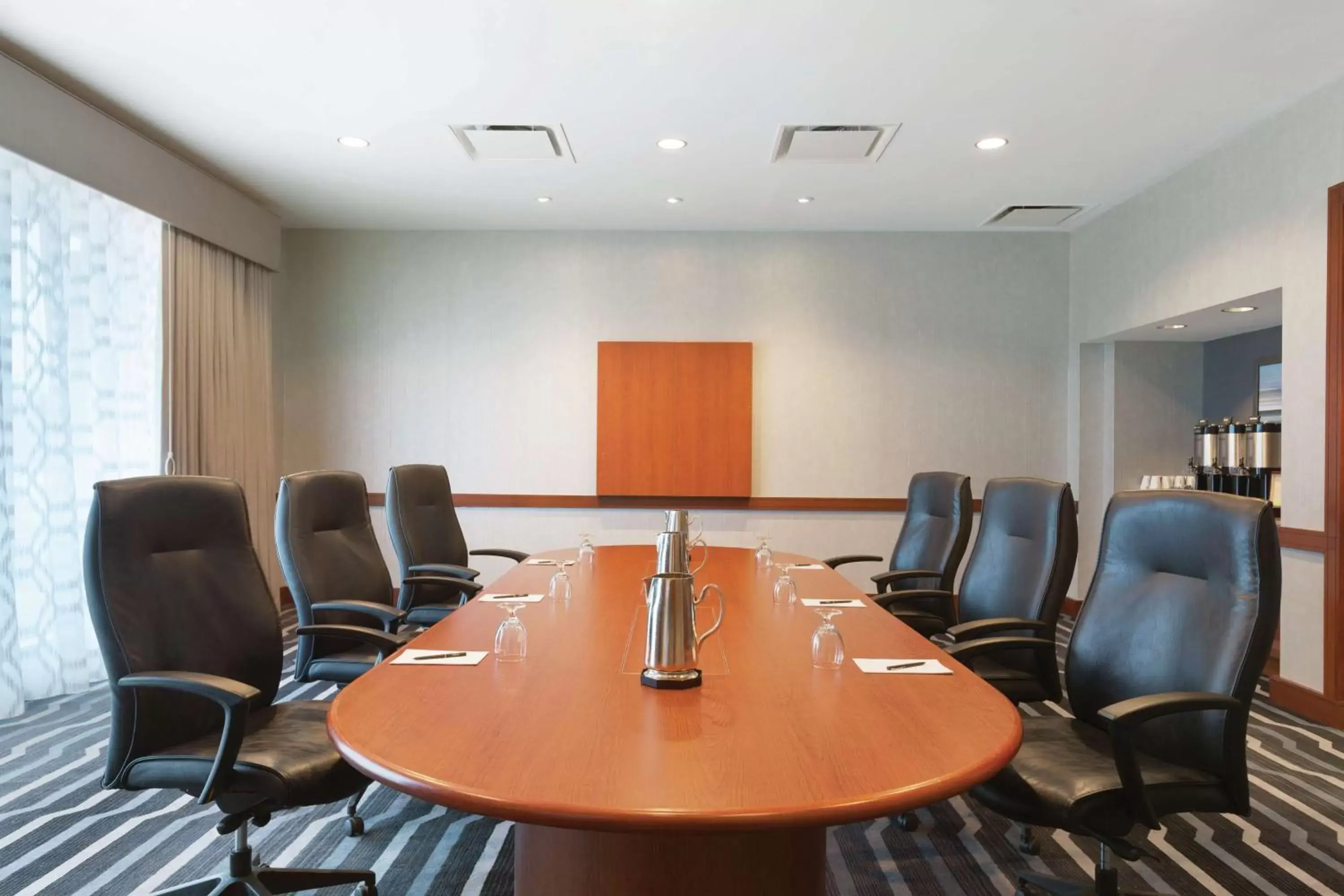 Meeting/conference room in Hilton Boston Logan Airport