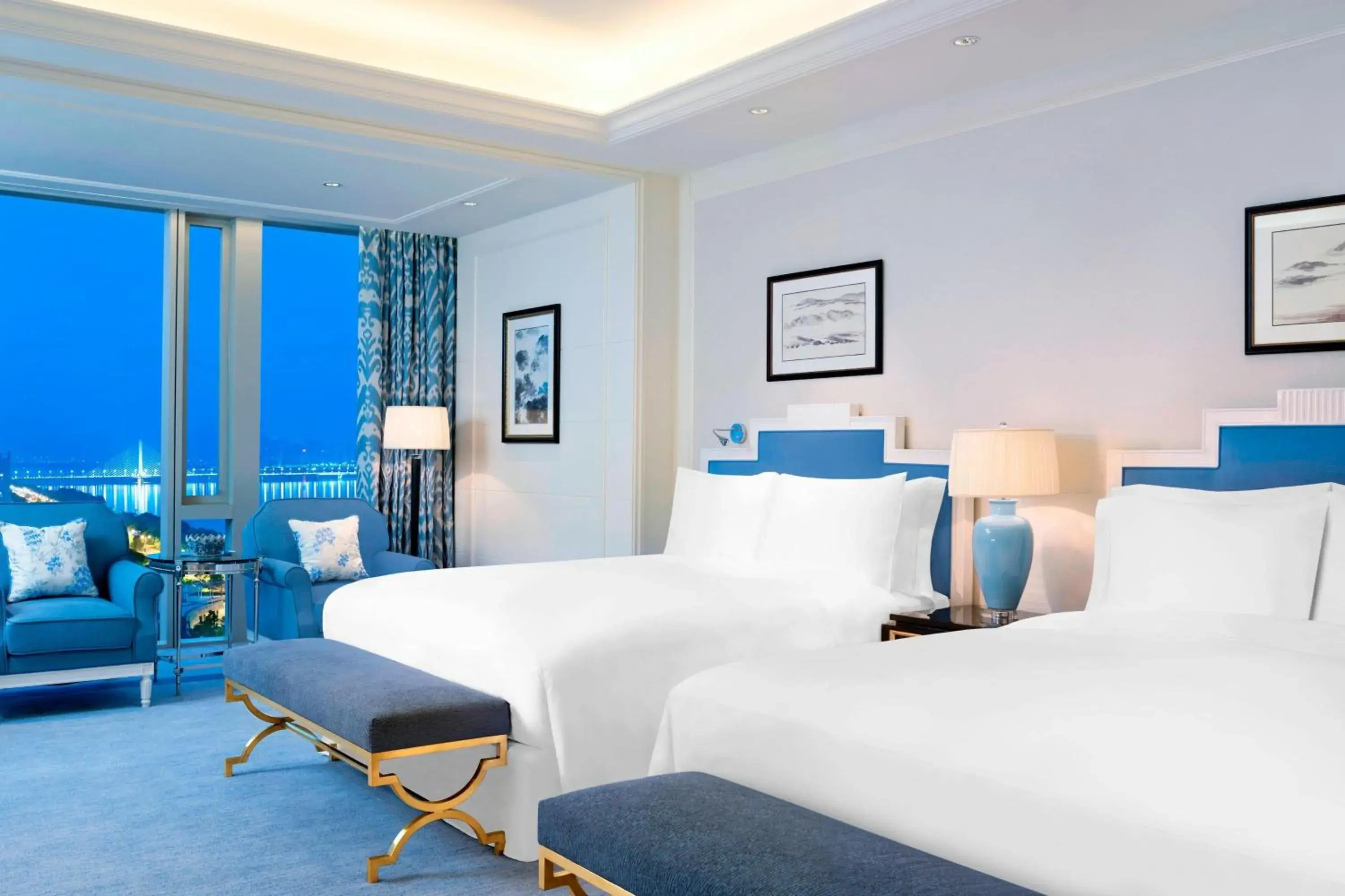 Bedroom, Bed in The Azure Qiantang, a Luxury Collection Hotel, Hangzhou