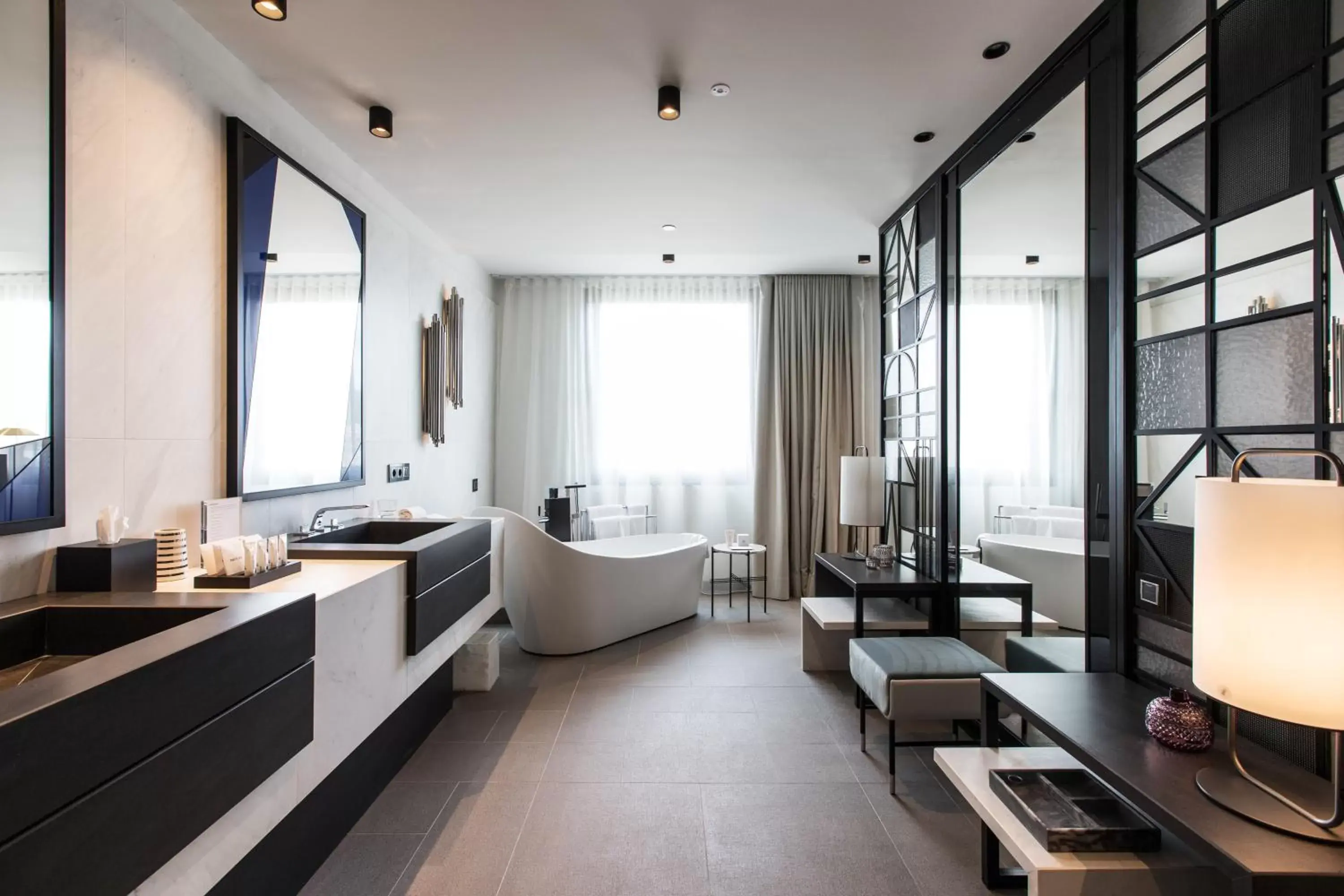 Bathroom, Seating Area in Hotel SOFIA Barcelona, in The Unbound Collection by Hyatt