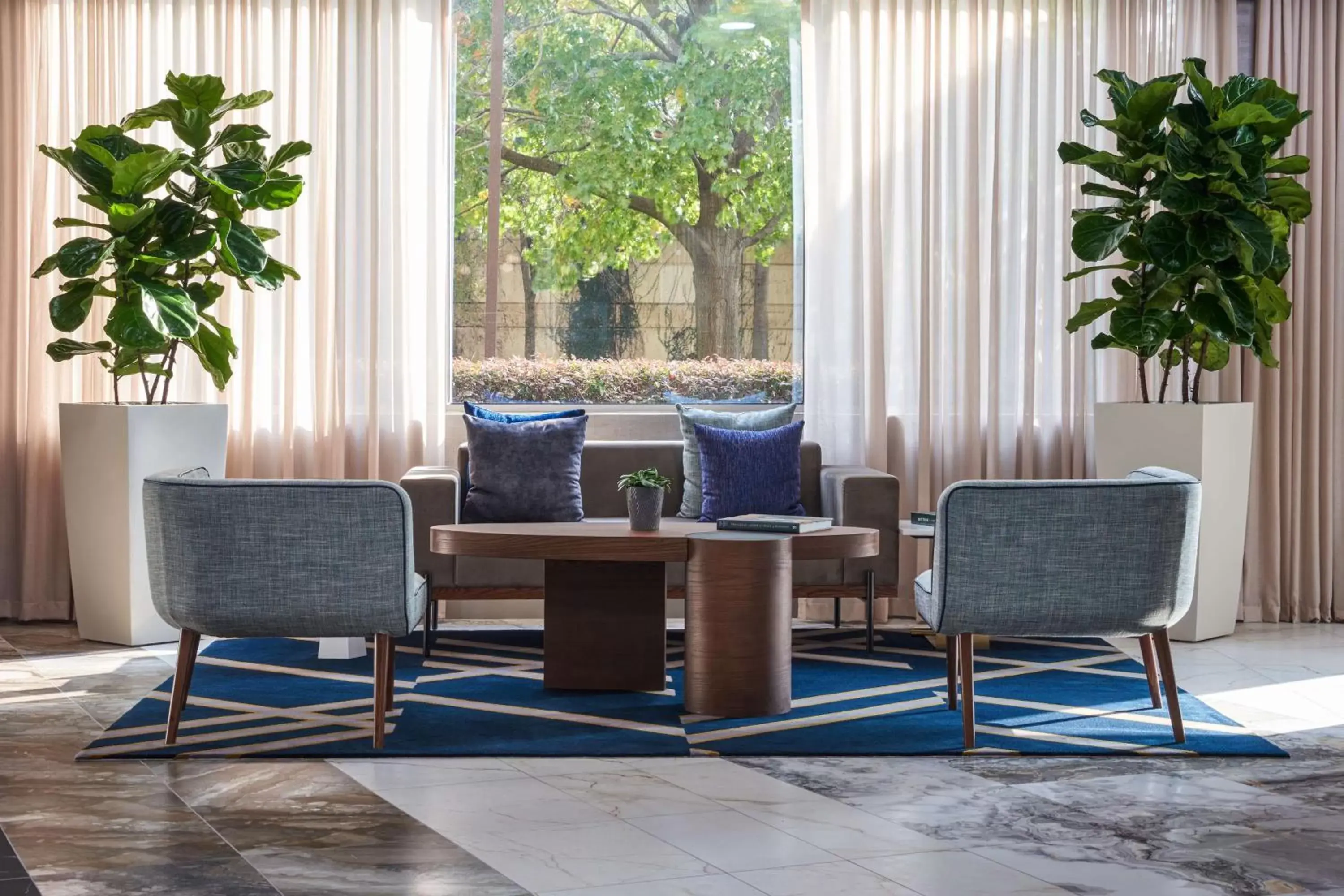 Lobby or reception, Seating Area in The Chifley Houston, Tapestry Collection by Hilton
