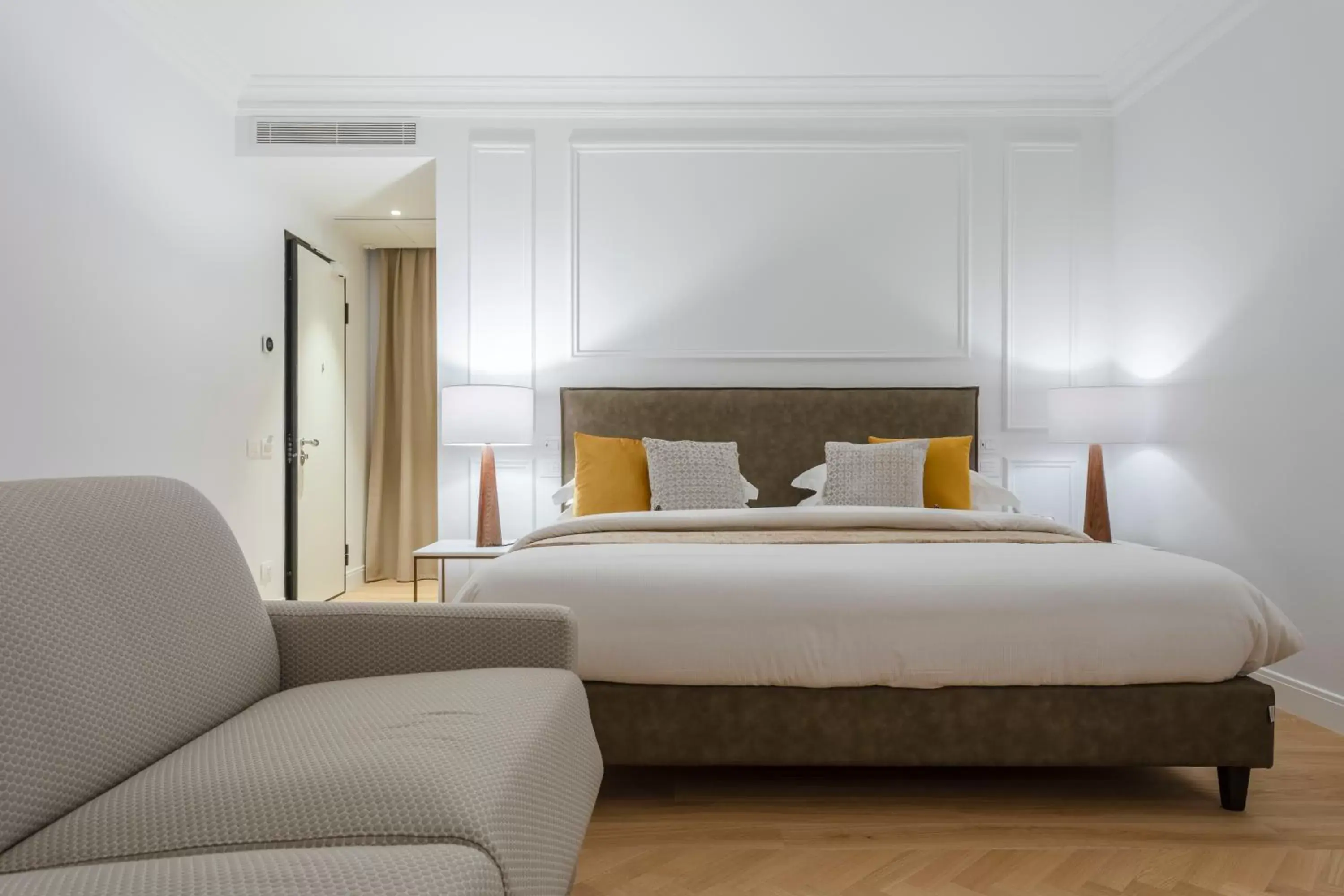 Bed in Porto Romano - The Marina Resort