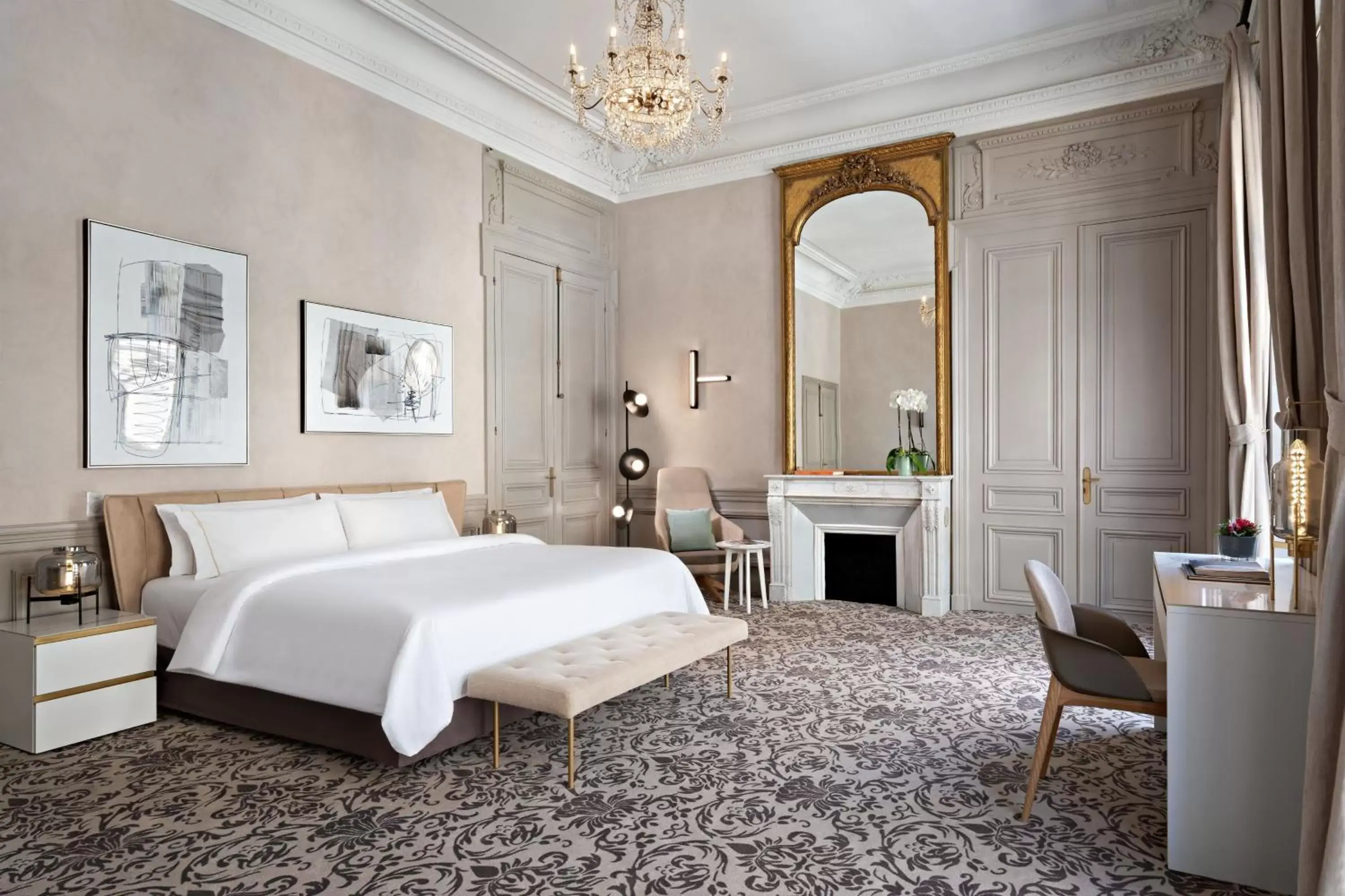 Photo of the whole room, Bed in The Westin Paris - Vendôme