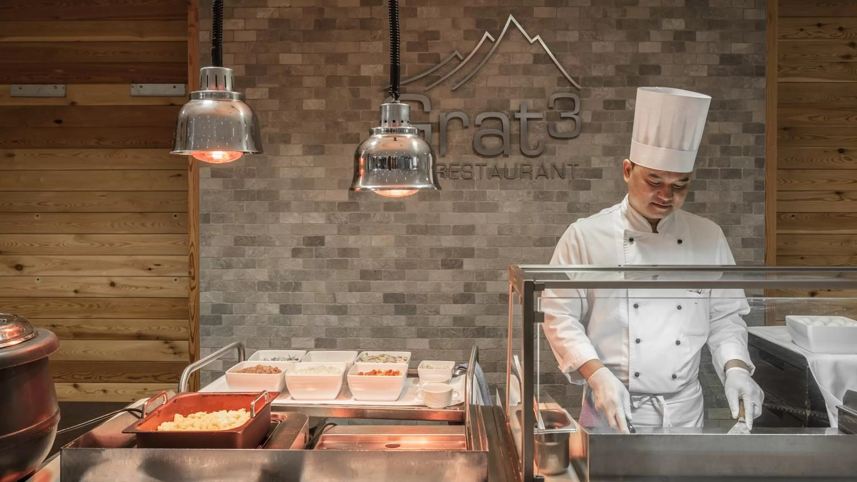 Breakfast in Holiday Inn Munich City Centre by IHG