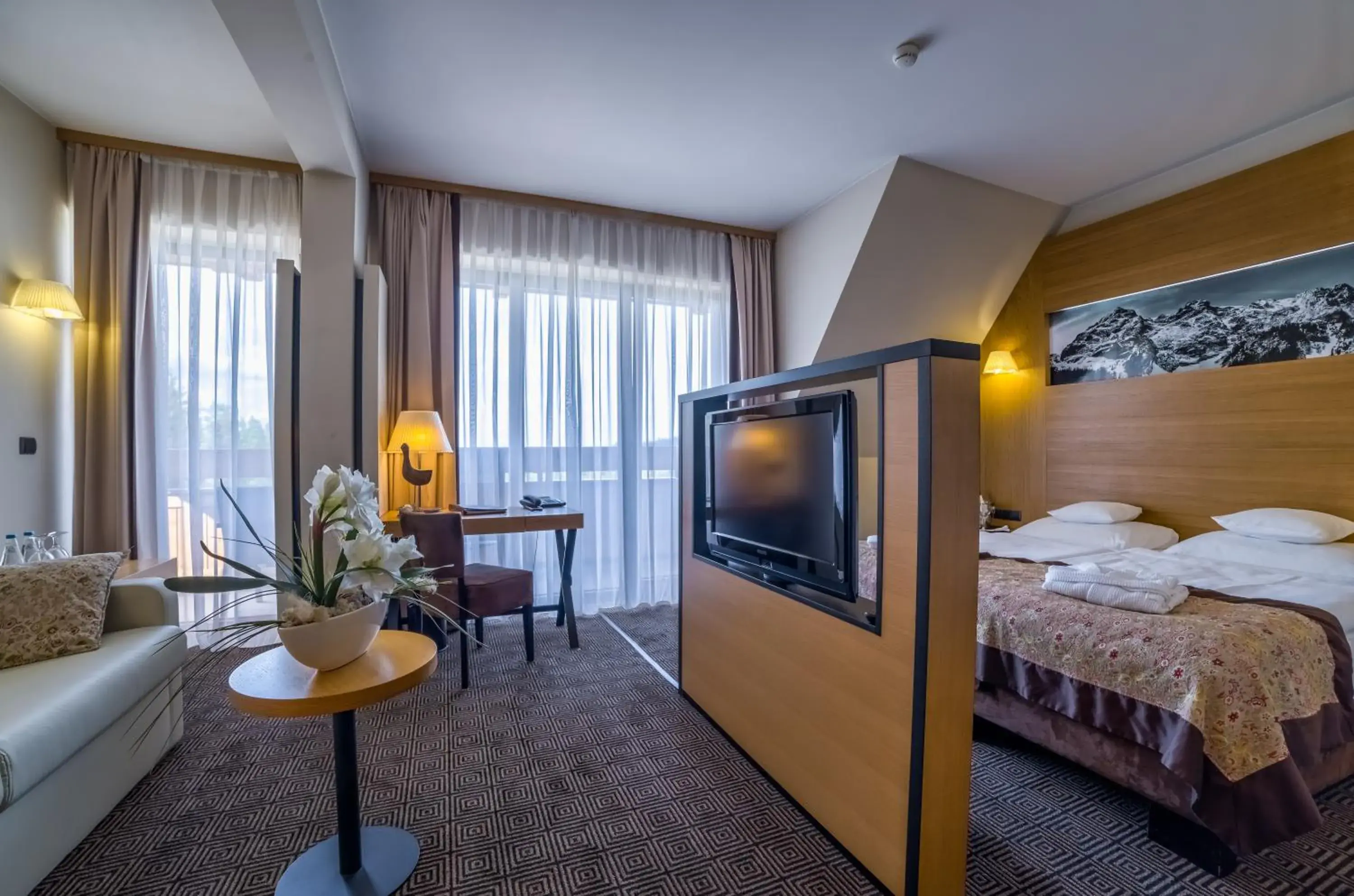 Photo of the whole room, Bed in Grand Nosalowy Dwór Photo of the whole room, Bed in Grand Nosalowy Dwór