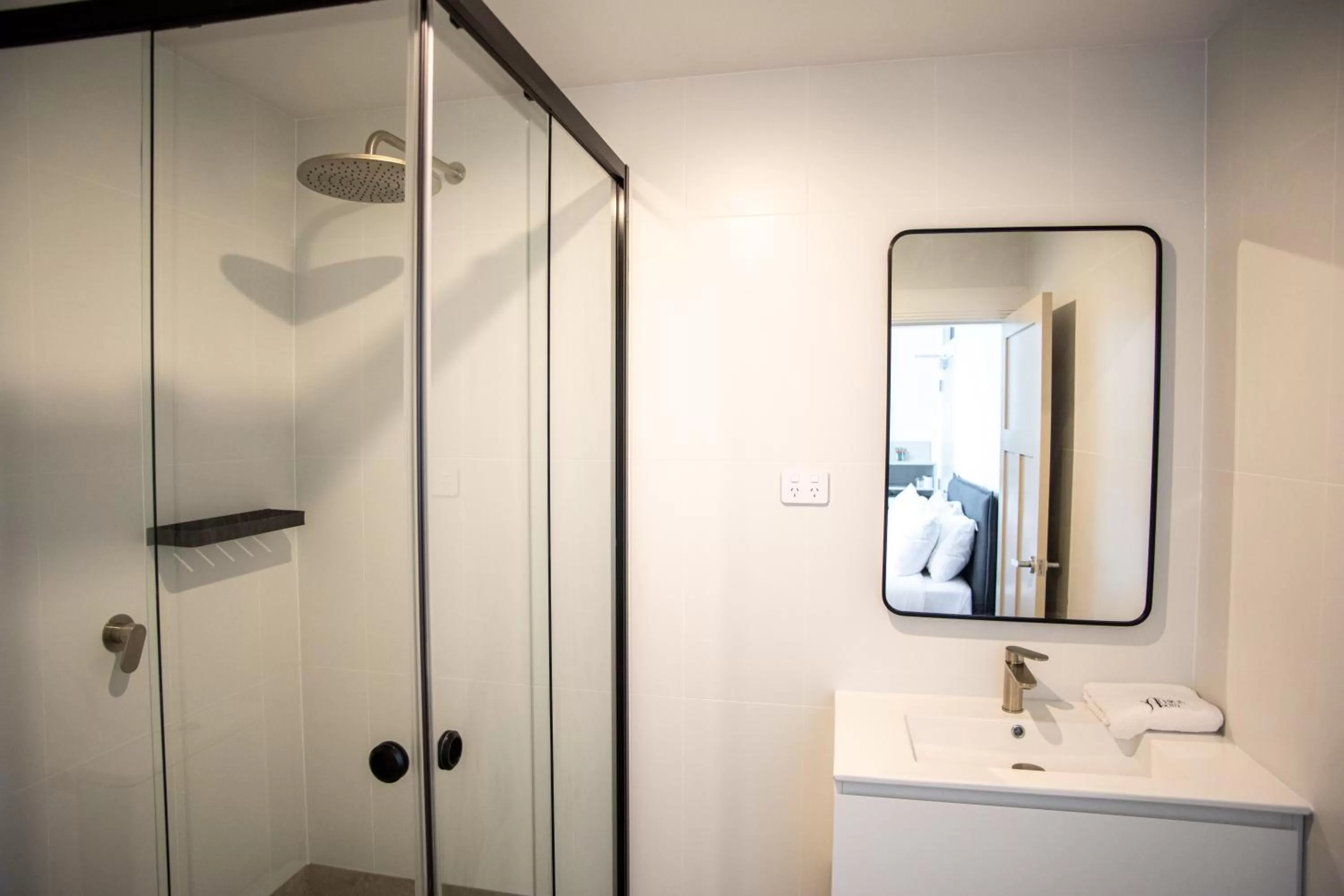 Shower in The Albion Hotel