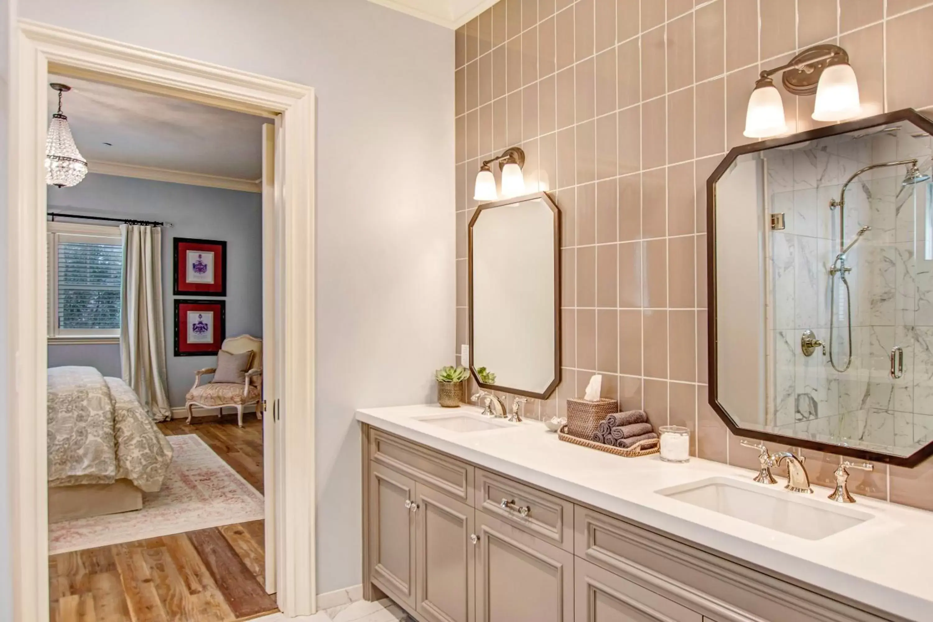 Bathroom in Sonoma Bungalows