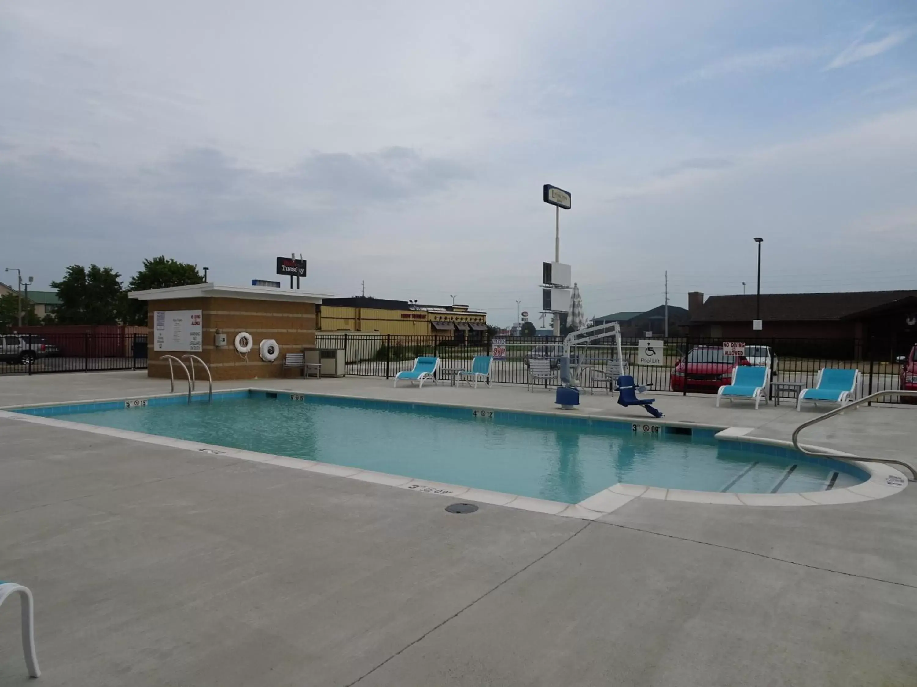 Swimming Pool in Holiday Inn - Jonesboro, an IHG Hotel