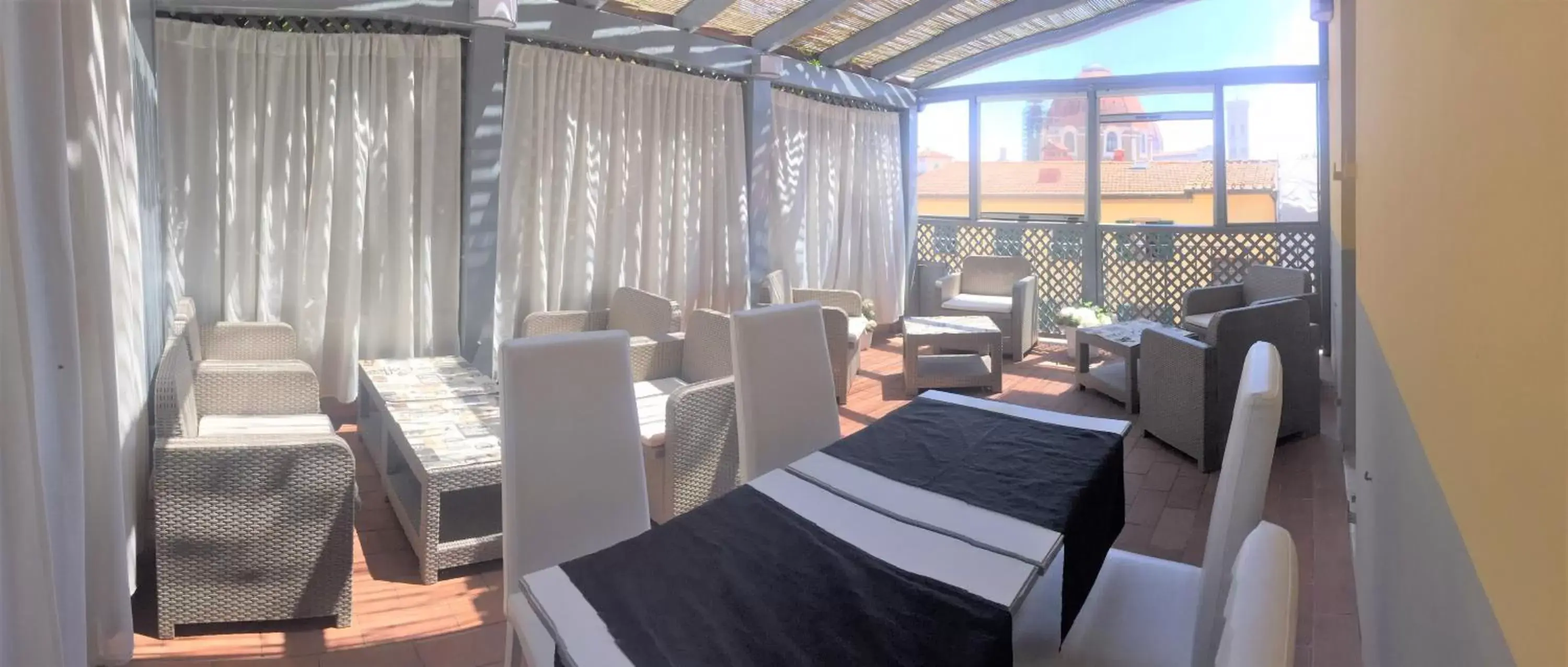 Balcony/Terrace, Restaurant/Places to Eat in Hotel Alinari