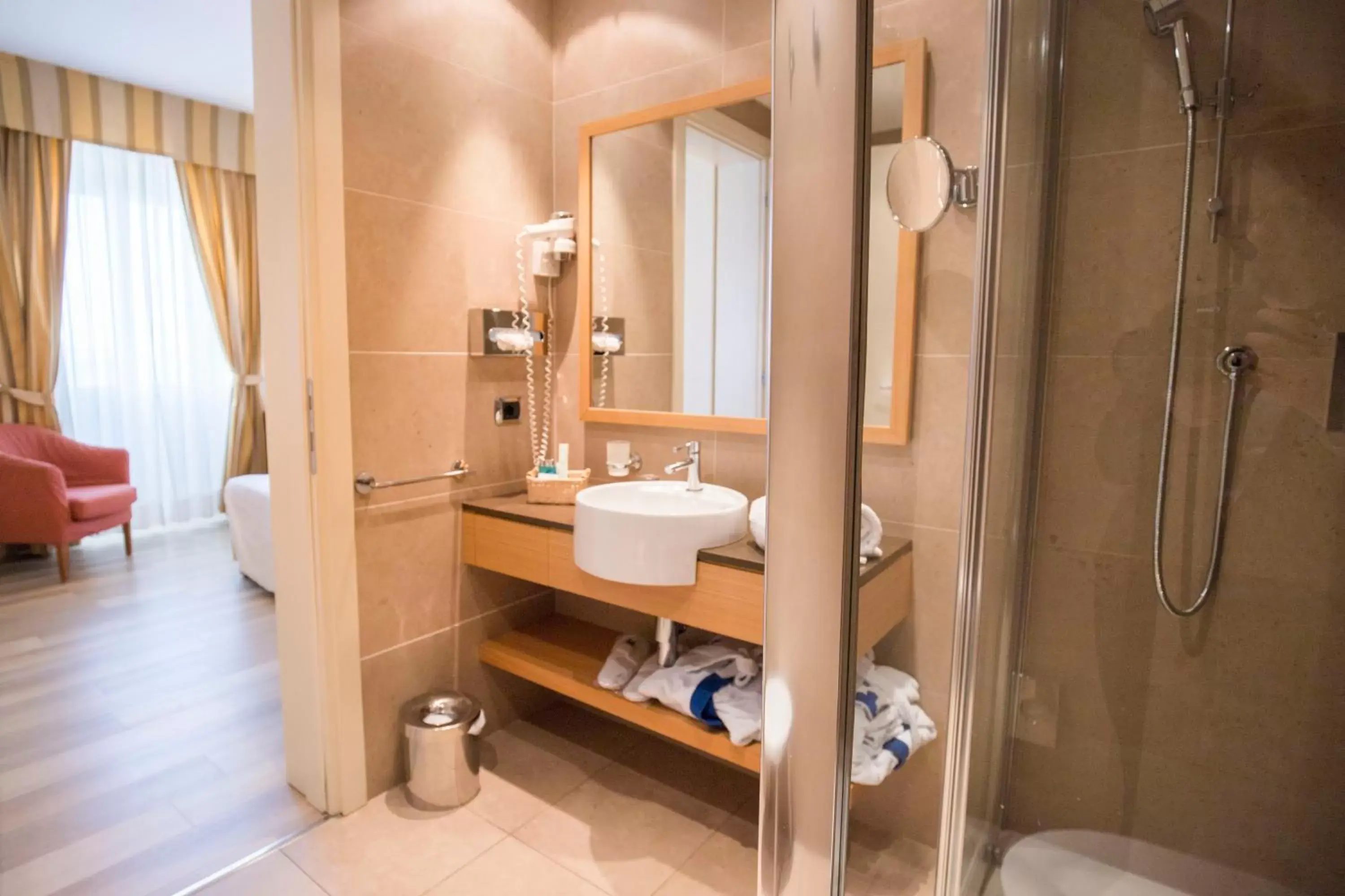 Bathroom in Hotel Sirmione