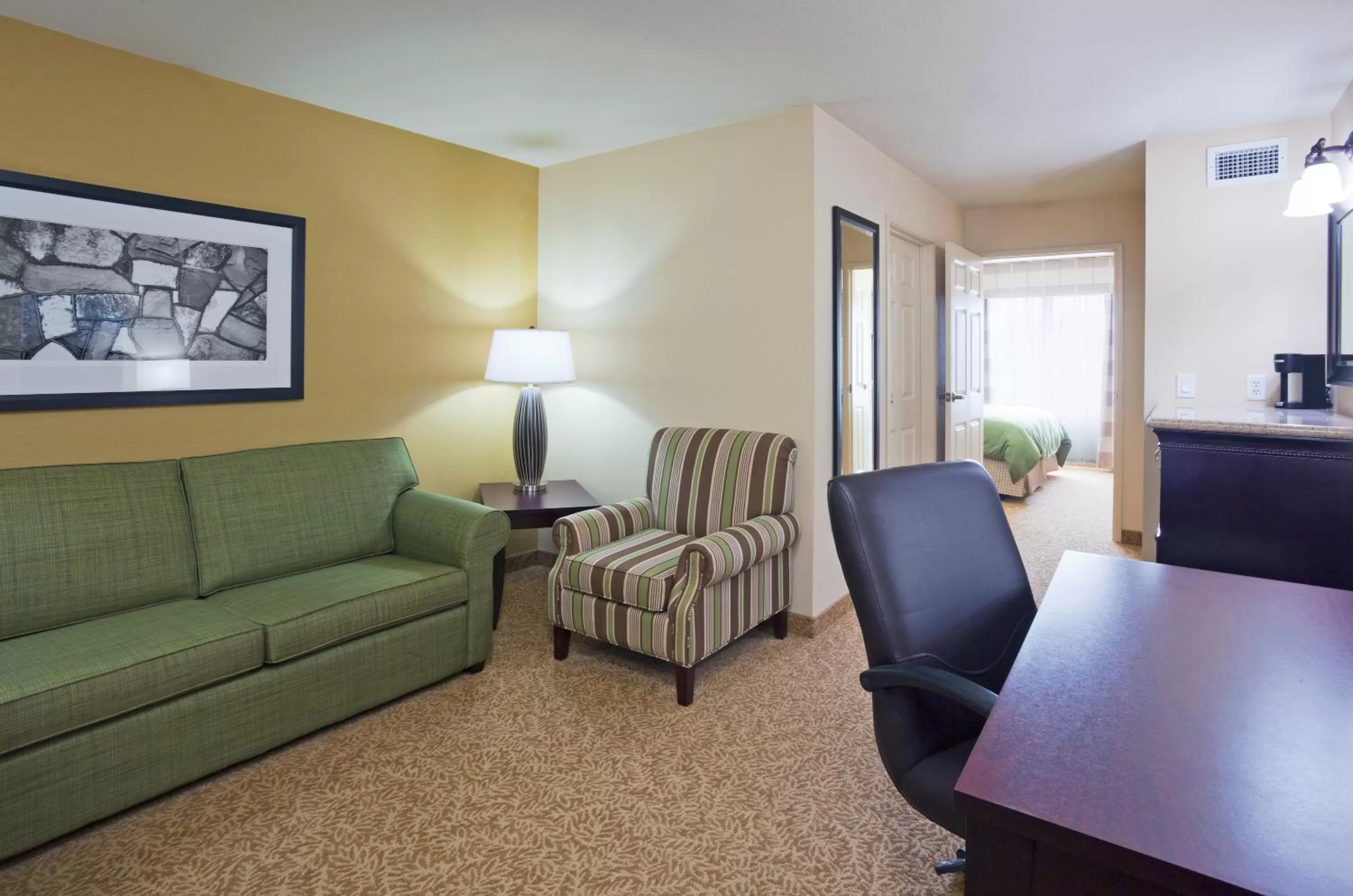 Bedroom in Country Inn & Suites by Radisson, Minot, ND