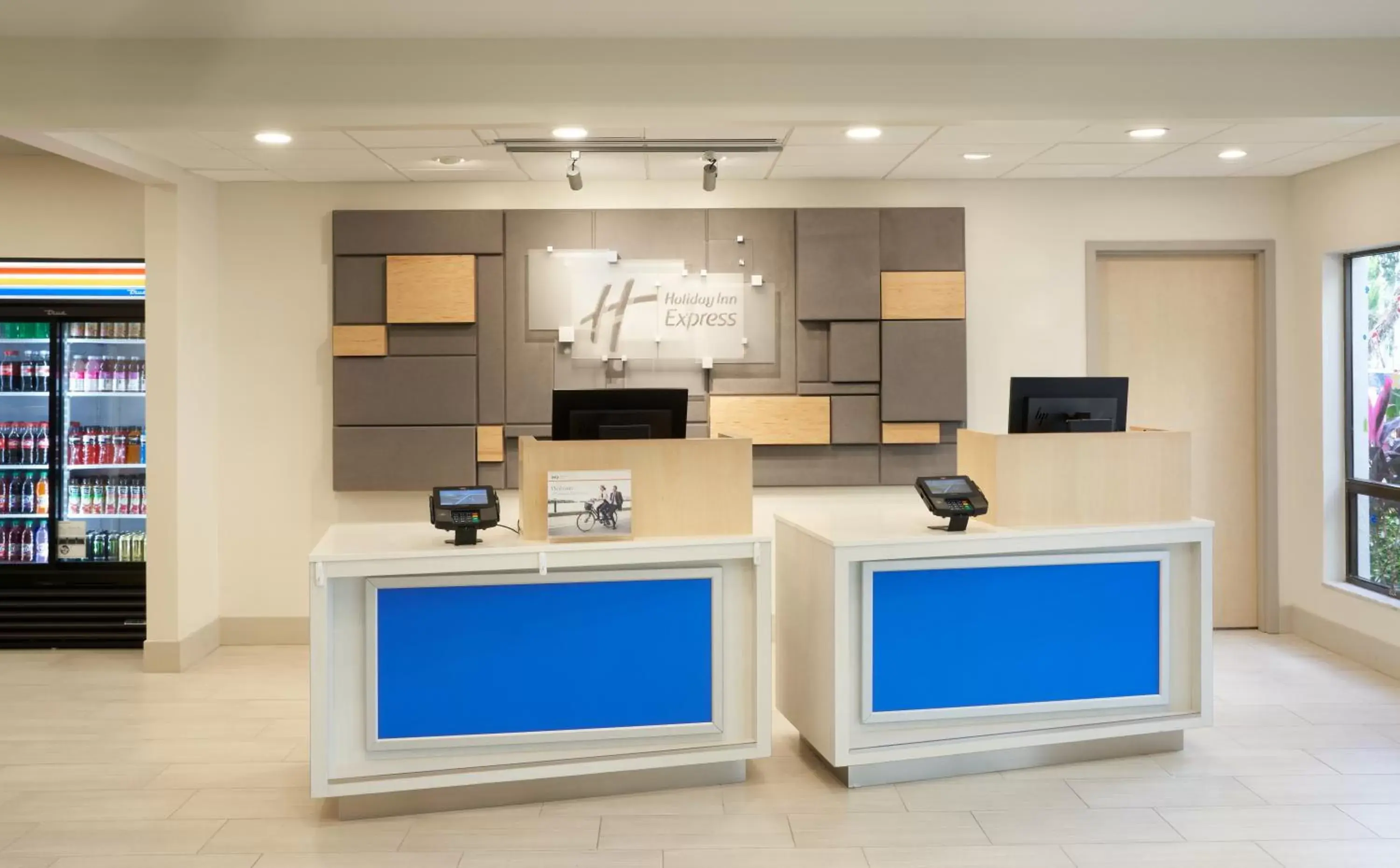 Property building, Lobby/Reception in Holiday Inn Express Boca Raton - West, an IHG Hotel