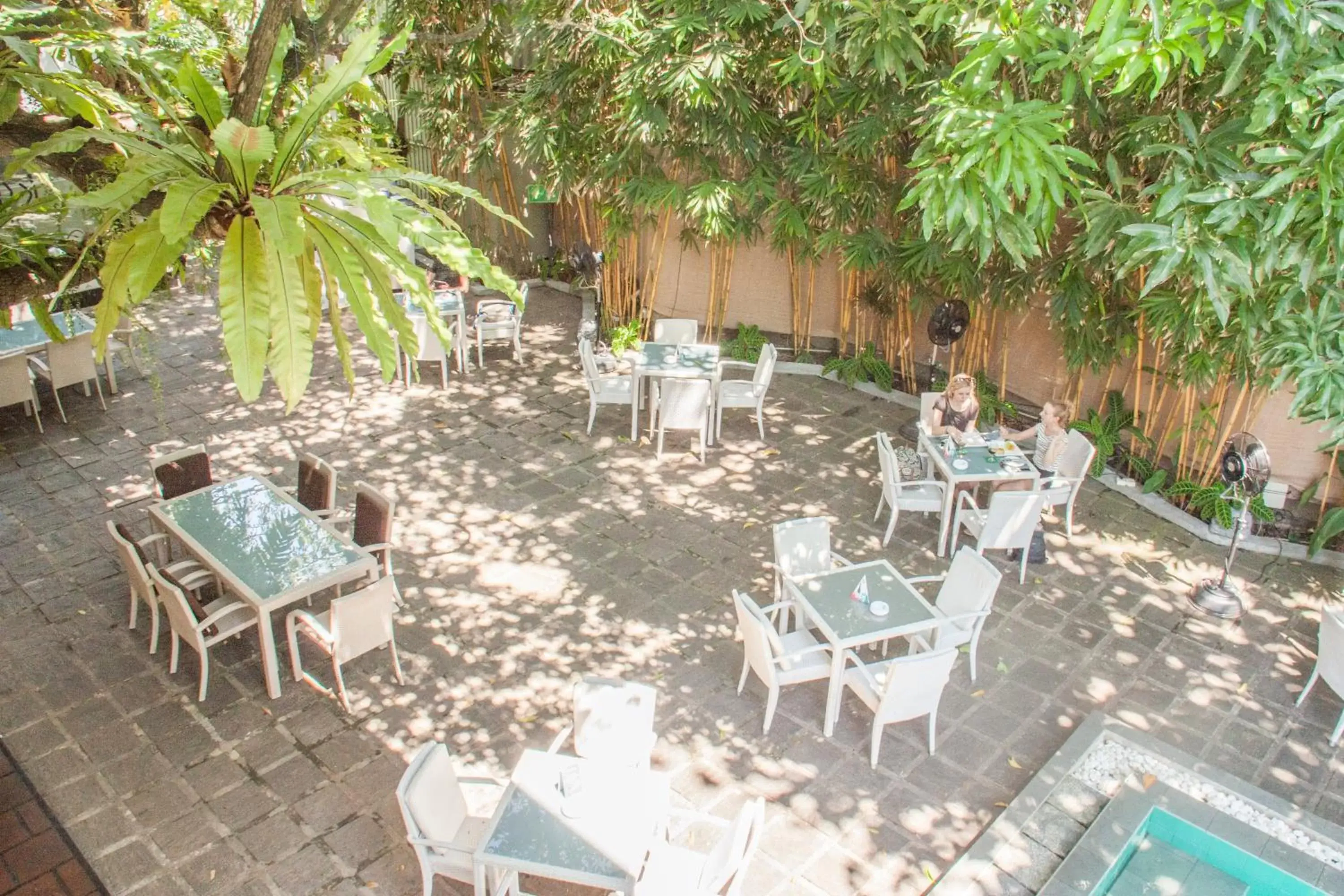 Patio in Colombo Court Hotel & Spa