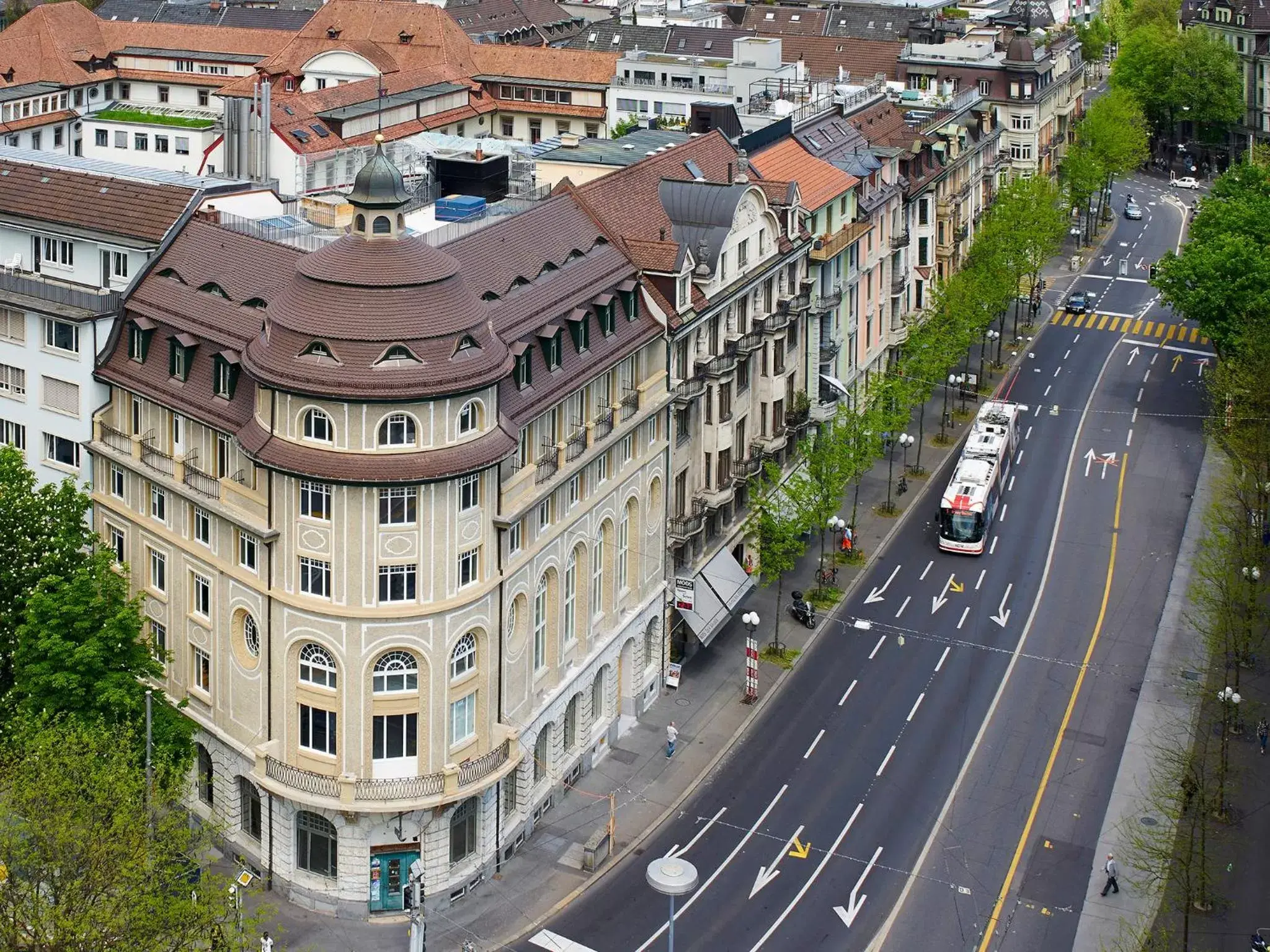 Bird's eye view, Bird's-eye View in Hotel Anker Luzern