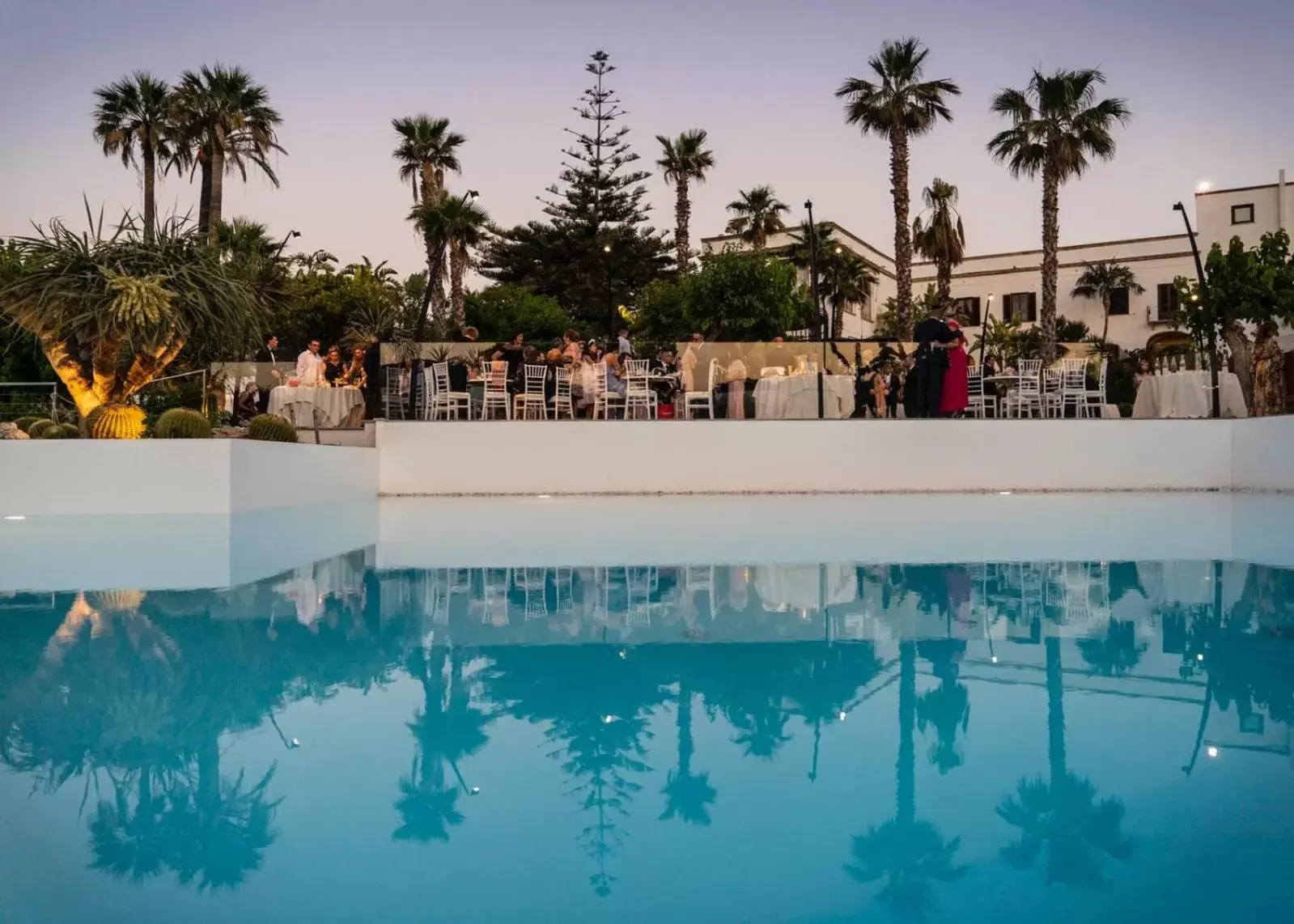 Swimming Pool in Villa Favorita Hotel e Resort