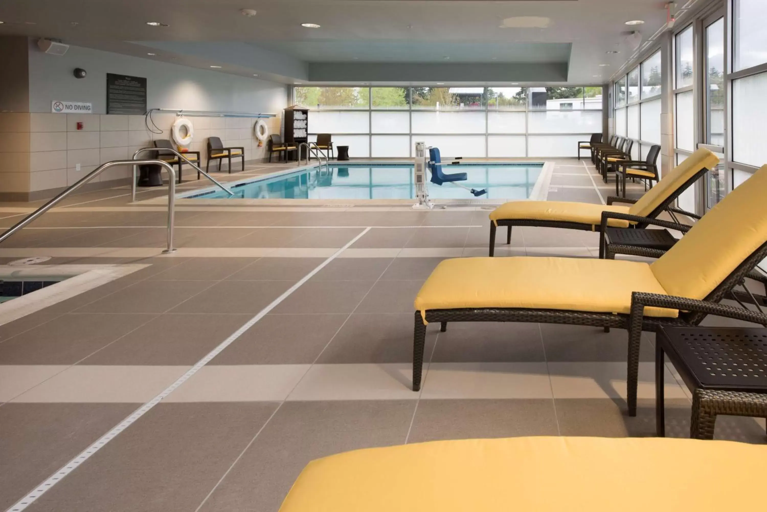 Pool view, Swimming Pool in Hampton Inn & Suites Seattle/Redmond Wa