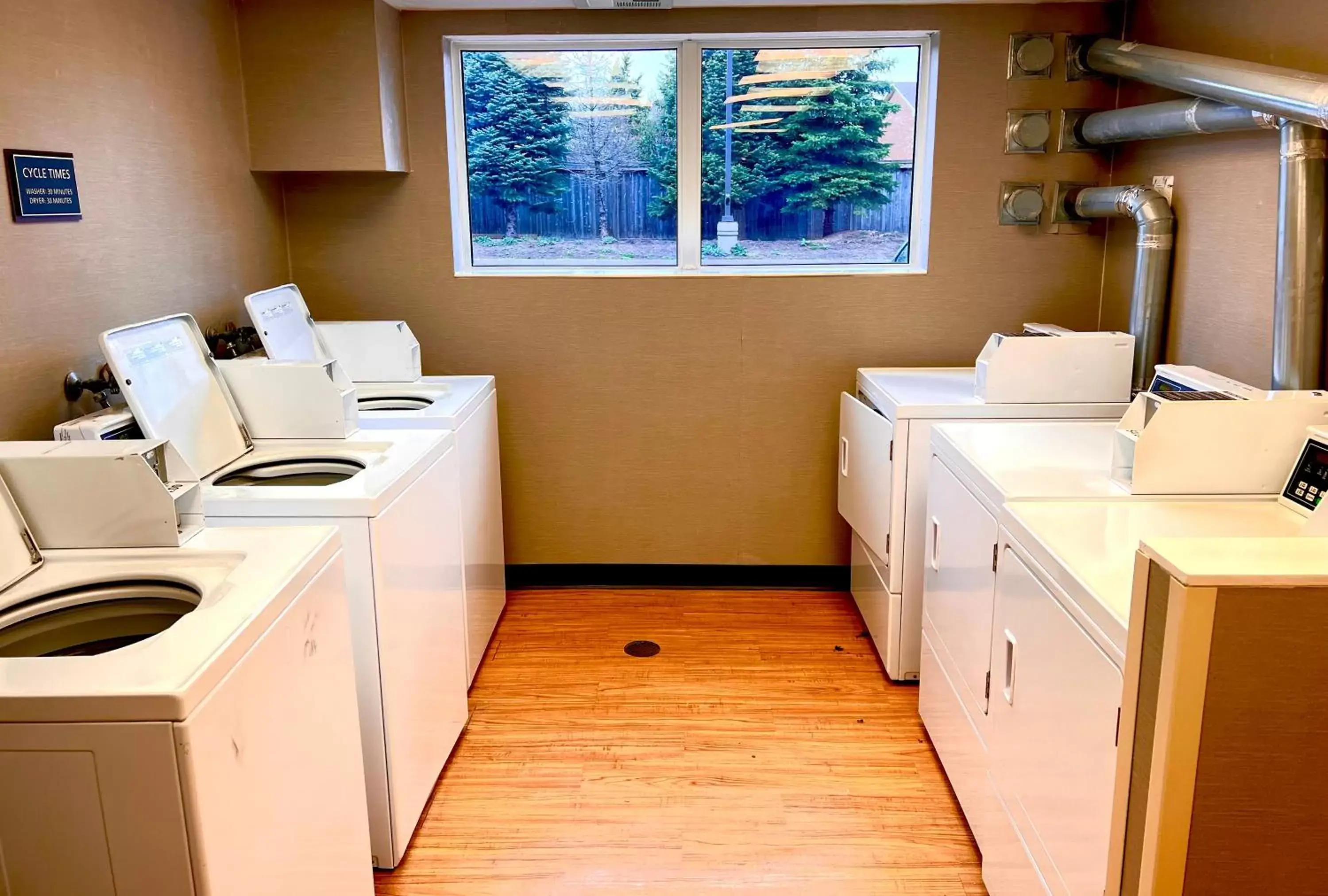 laundry, Kitchen/Kitchenette in Residence Inn by Marriott Whitby