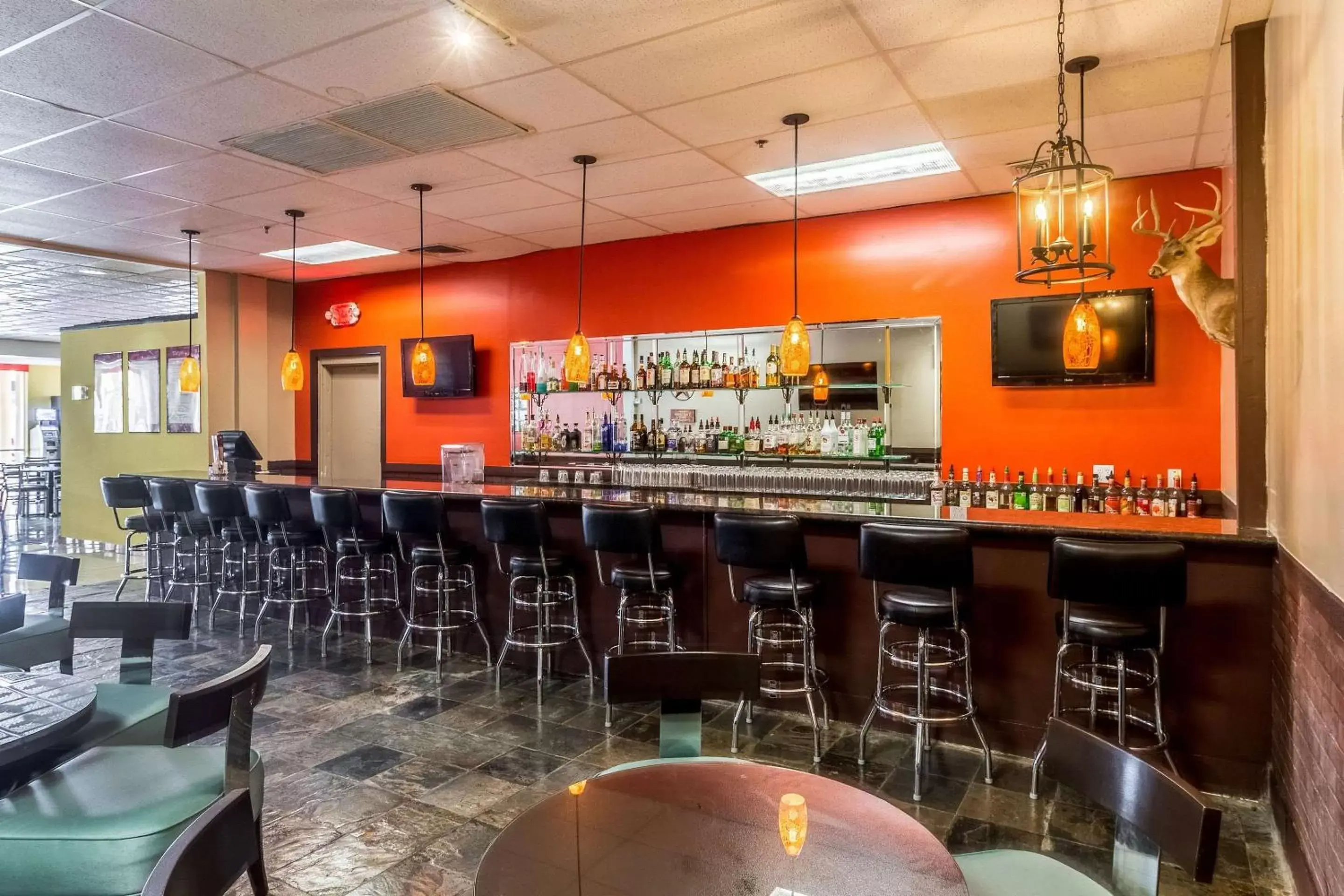 Lounge or bar in Clarion Inn near McAllen Airport Lounge or bar in Clarion Inn near McAllen Airport