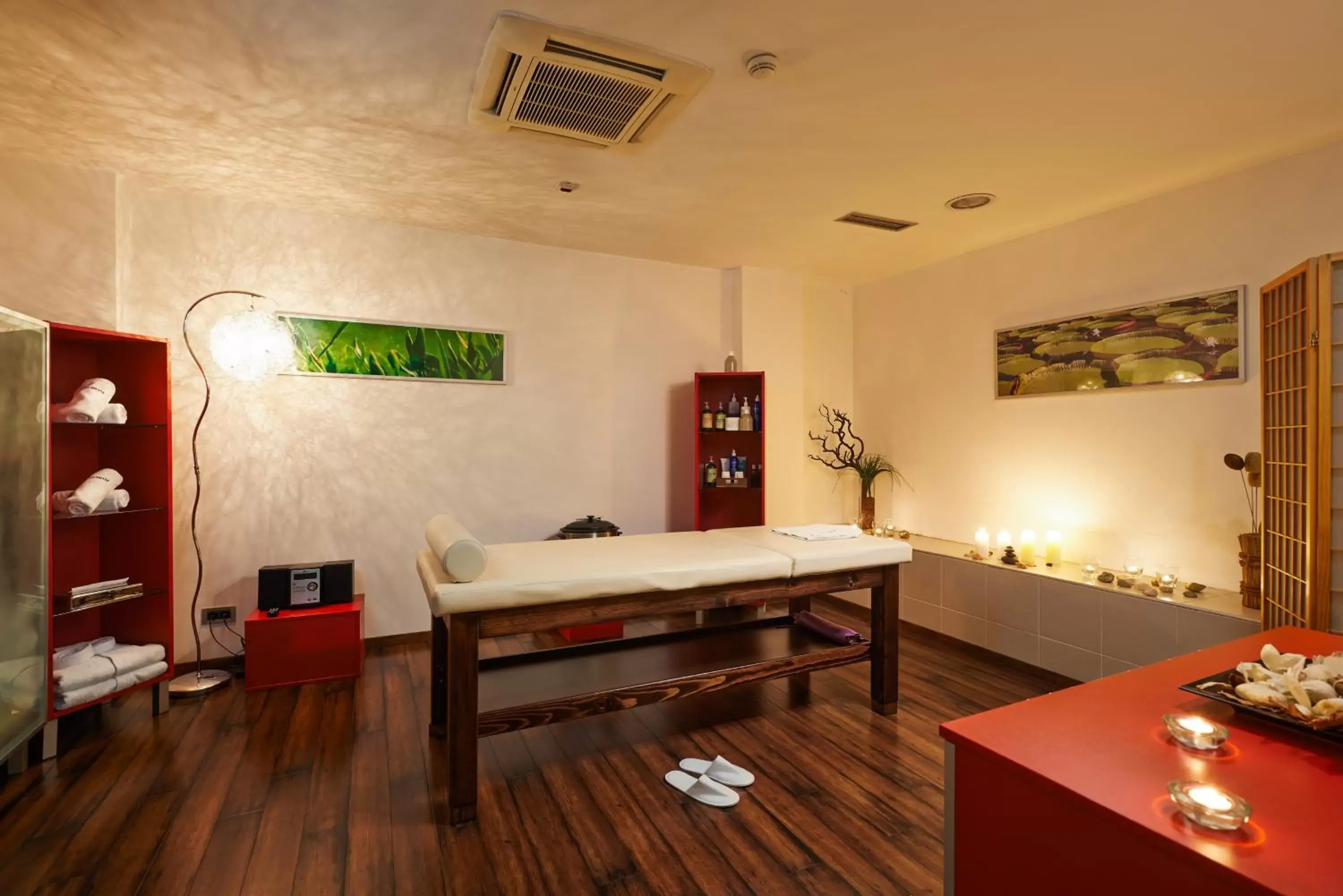 Spa and wellness centre/facilities in IN Hotel Beograd Spa and wellness centre/facilities in IN Hotel Beograd