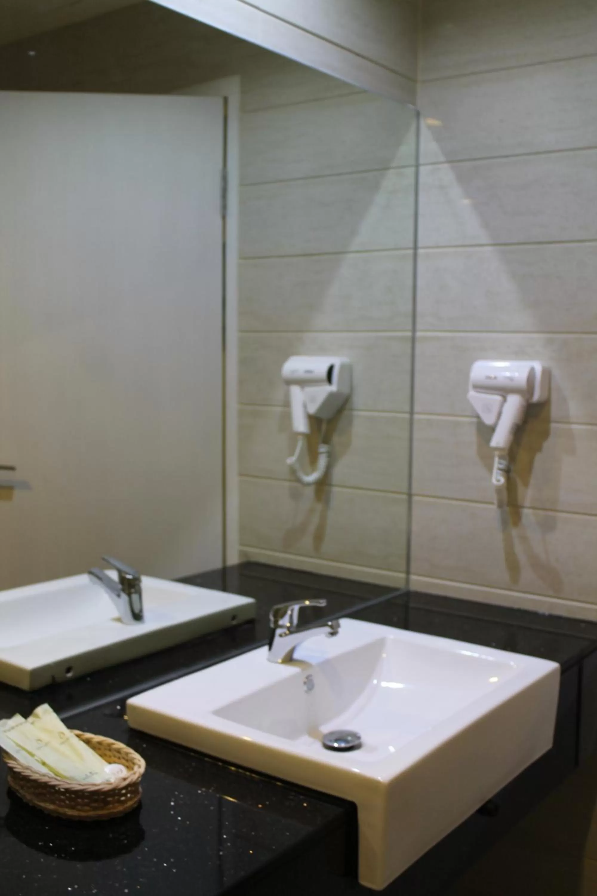 Toilet in Dreamtel Jakarta