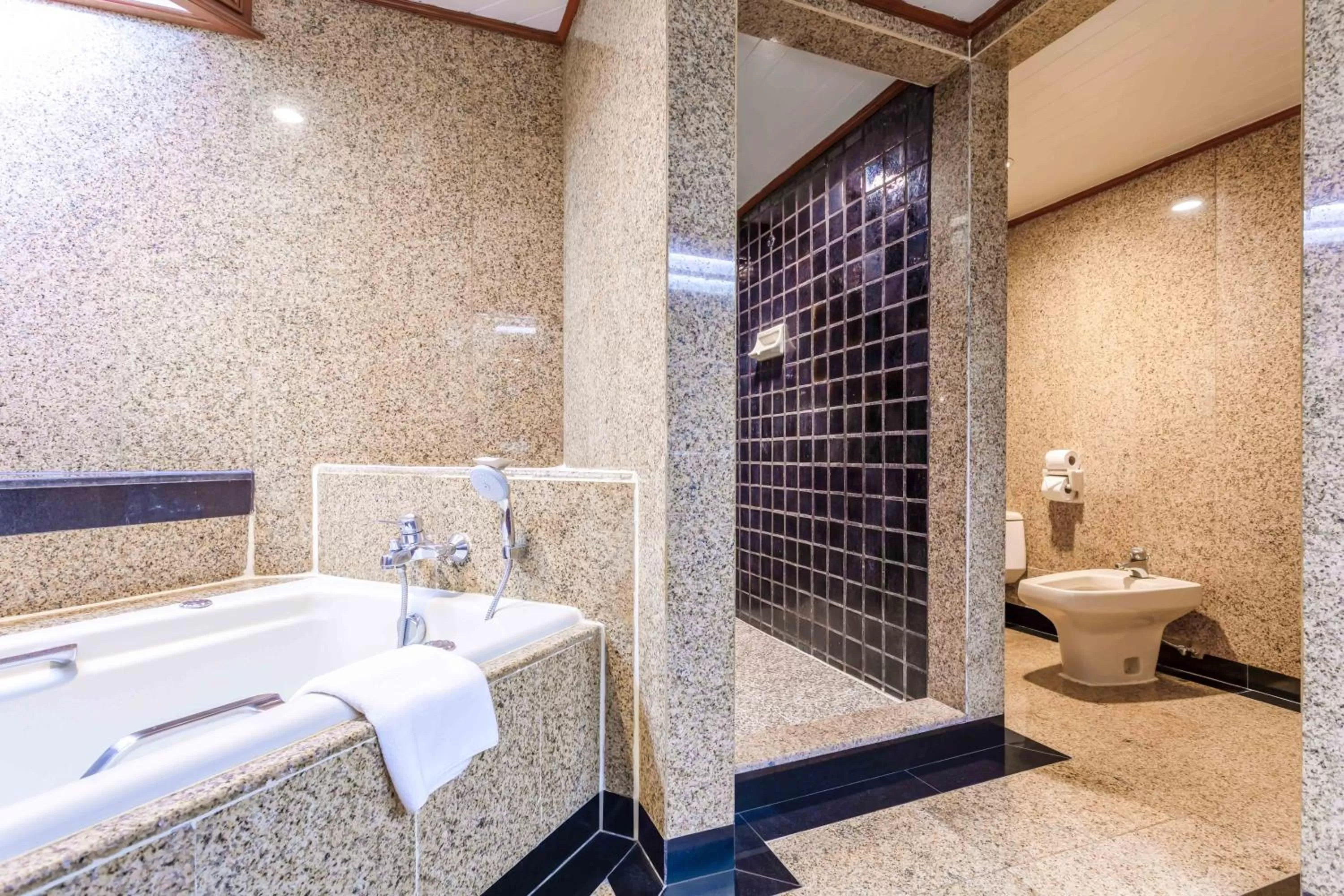 Bathroom in Centara Riverside Hotel Chiang Mai