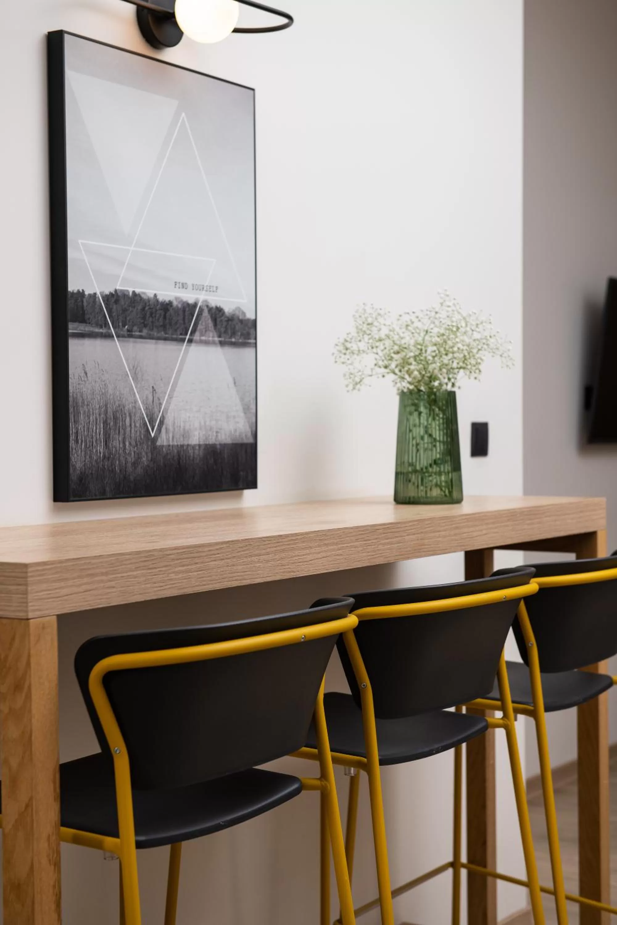 Dining area in Enattica Suites