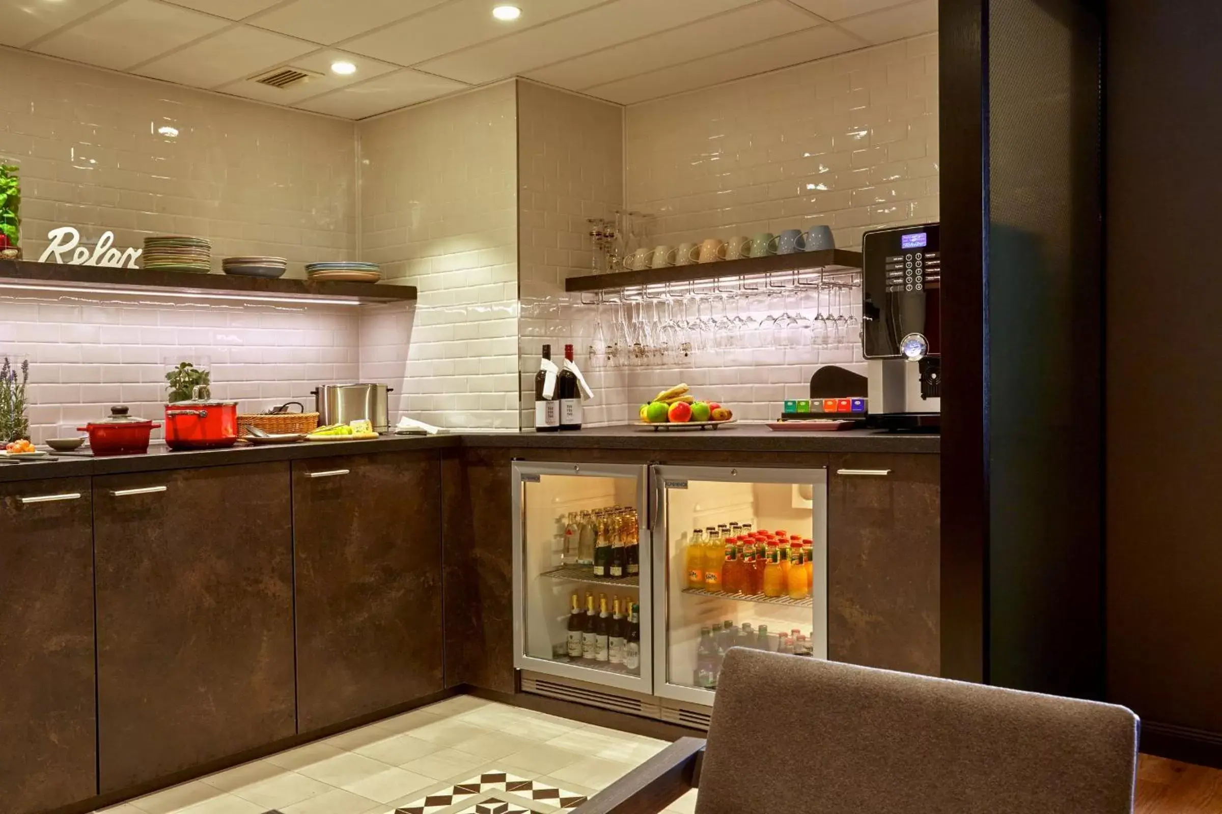 Business facilities, Kitchen/Kitchenette in H4 Hotel Hannover Messe
