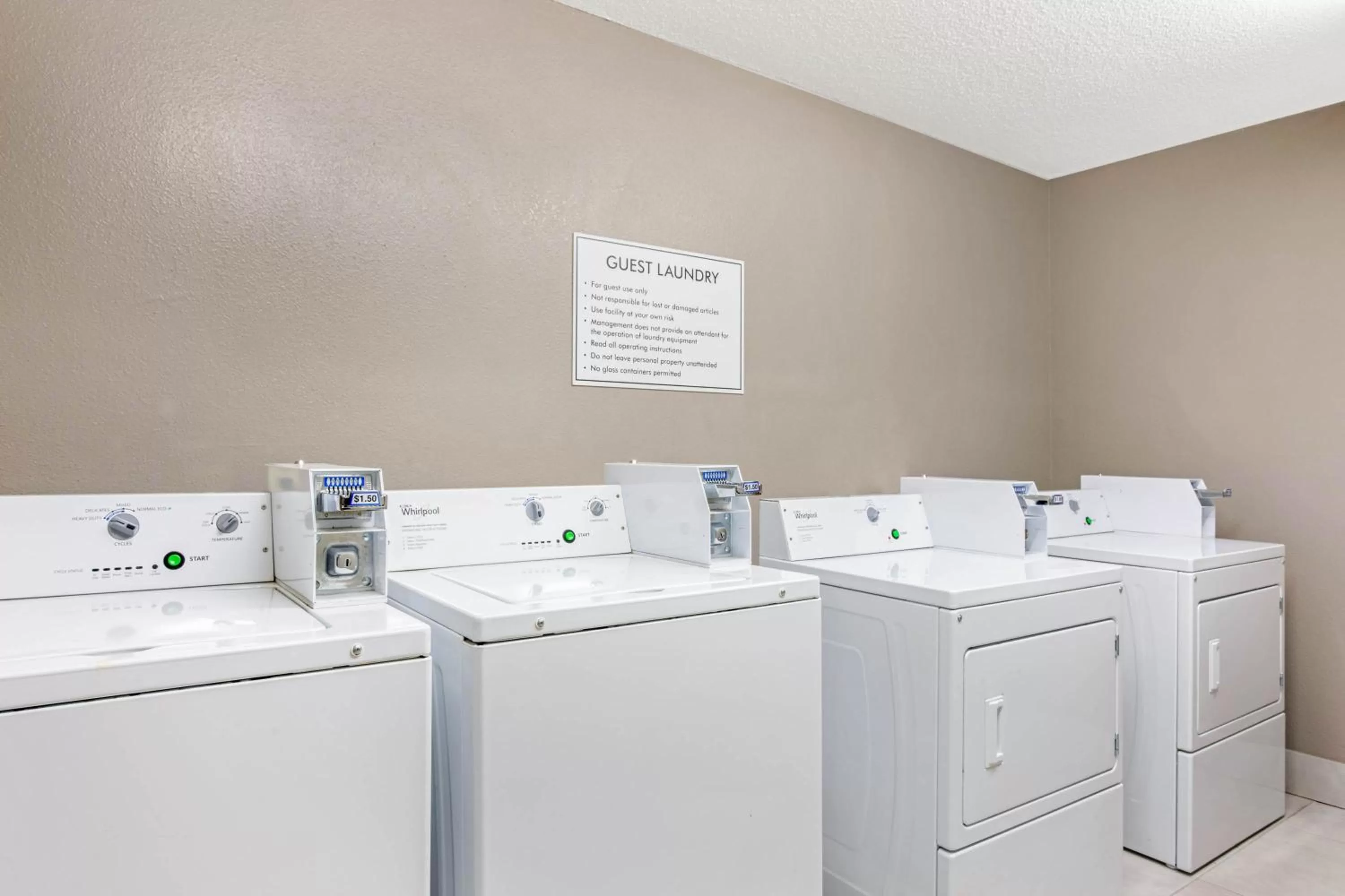 Business facilities in La Quinta by Wyndham Hopkinsville