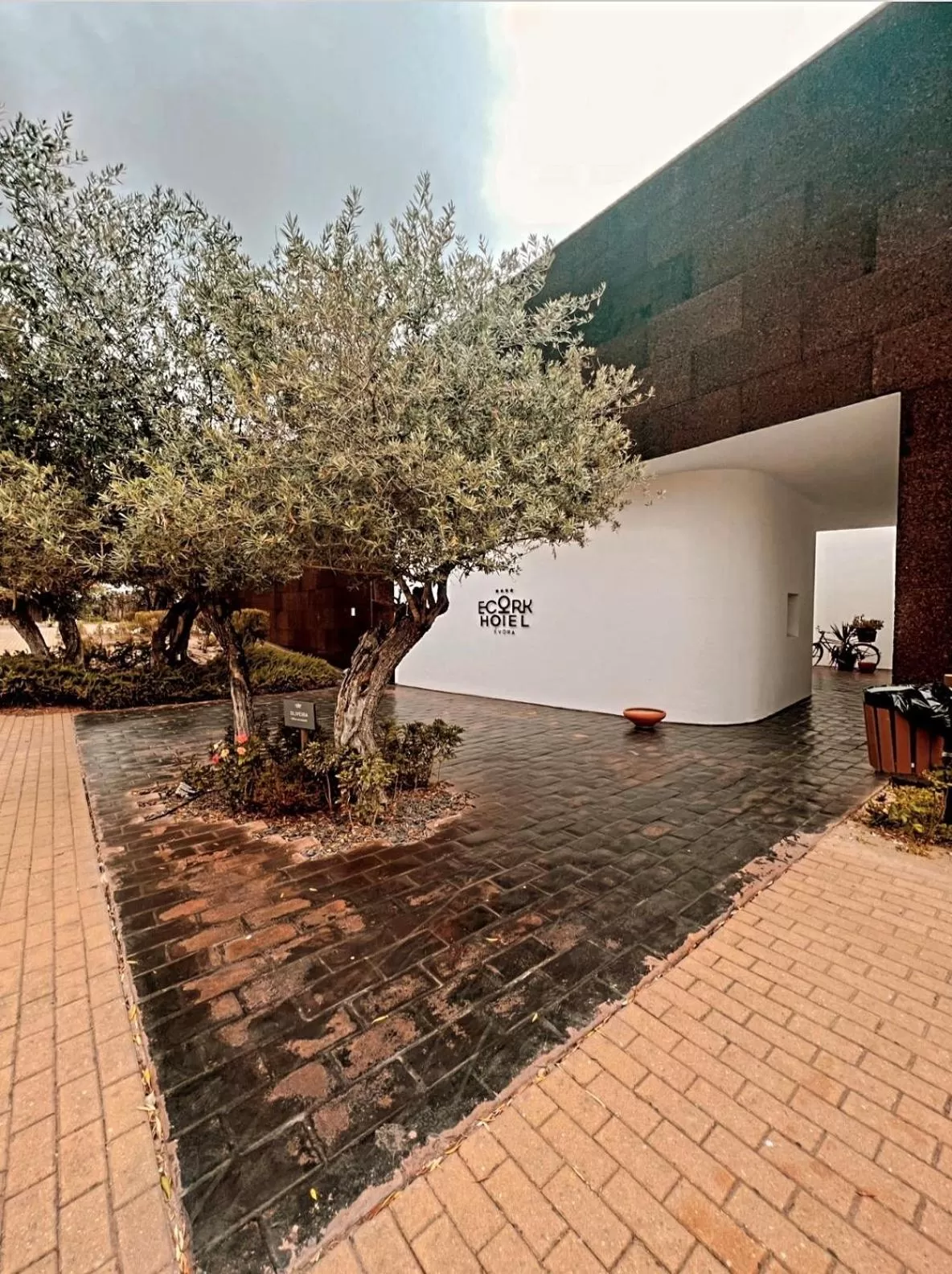 Facade/entrance in The Lince Ecorkhotel Évora