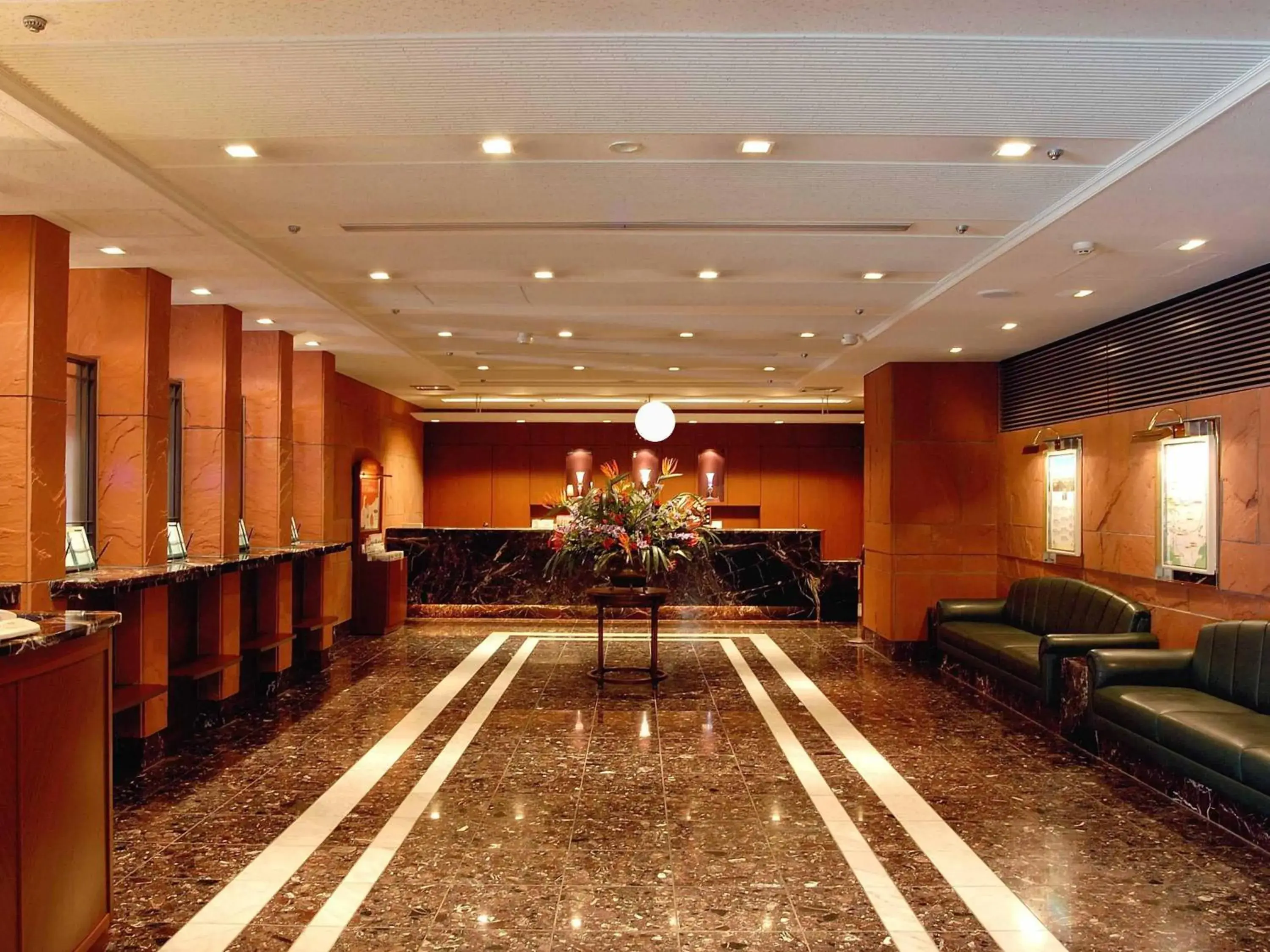 Lobby or reception in Toyama Manten Hotel