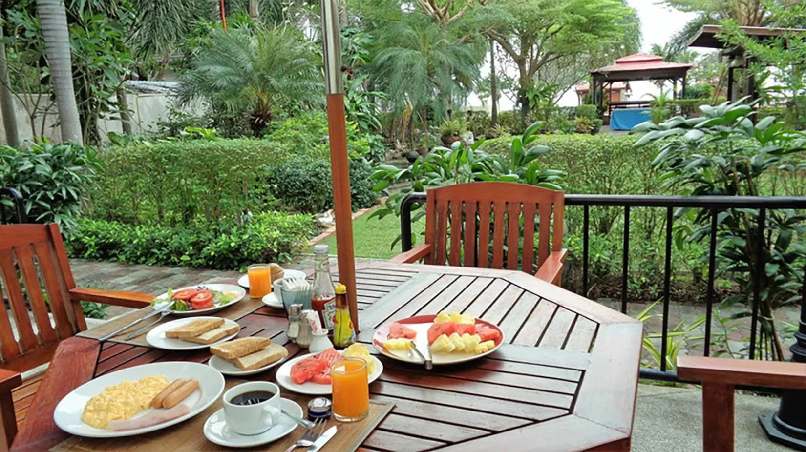 American breakfast in Serene Sands