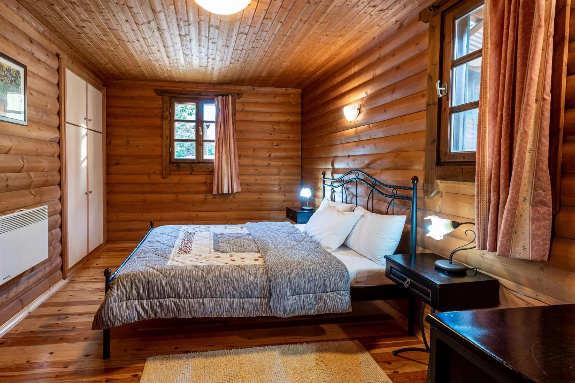 Photo of the whole room, Bed in Chalet Likouresi Village