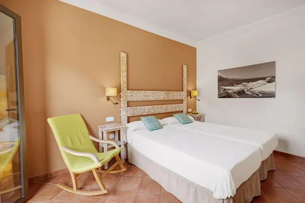 Bed in Hotel Es Port