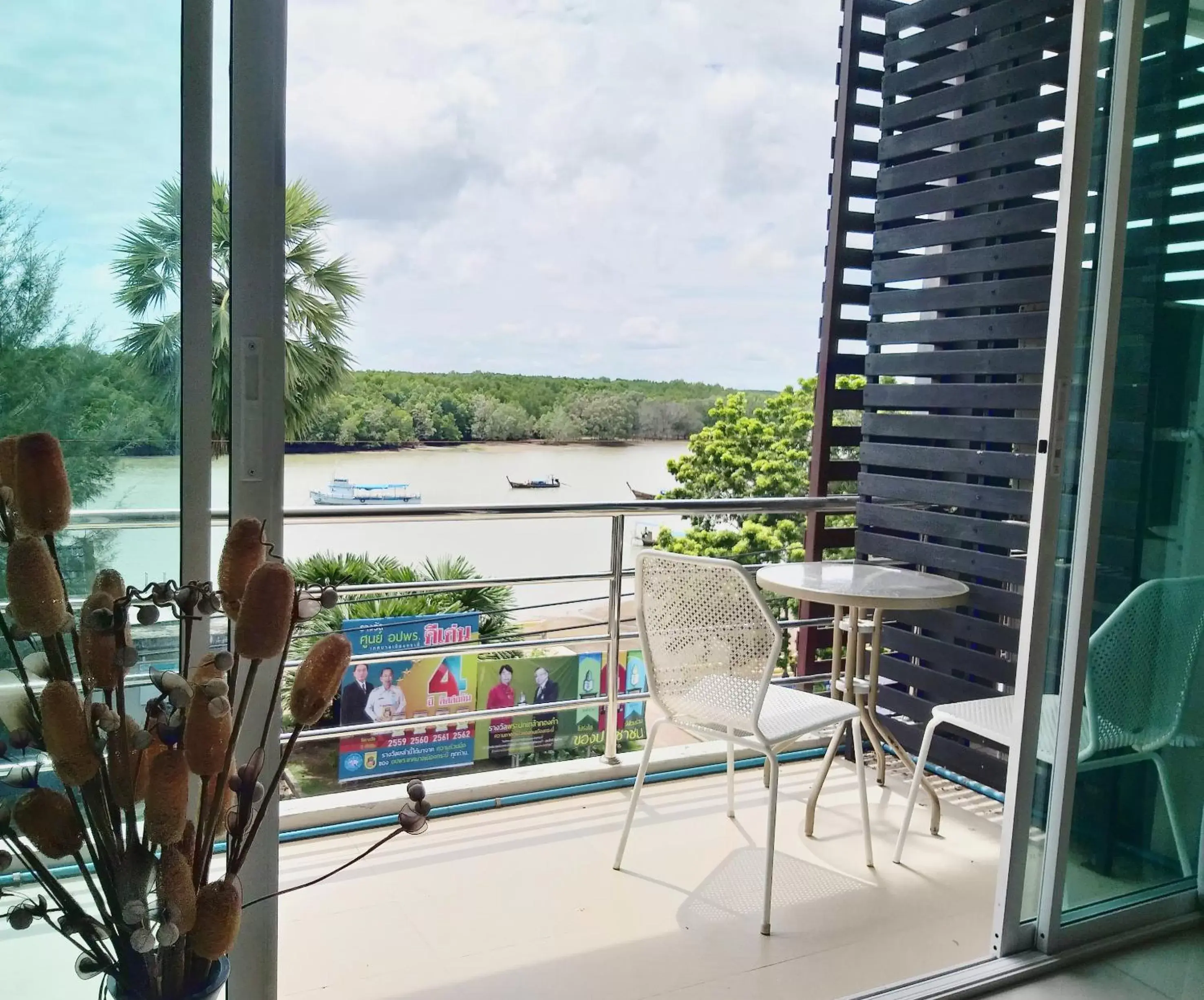 Balcony/Terrace in Krabi River View Hotel