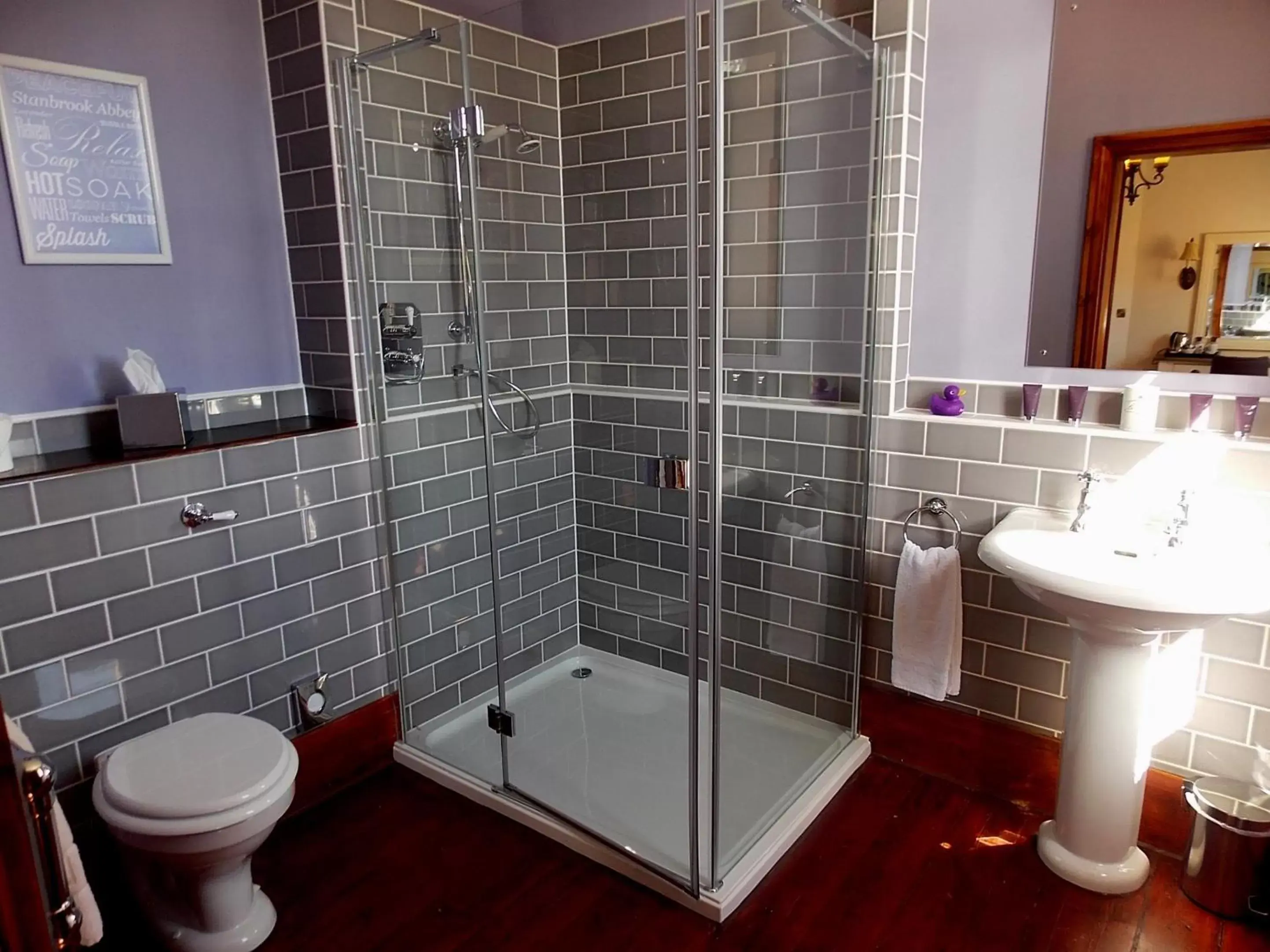 Bathroom in Stanbrook Abbey Hotel, Worcester