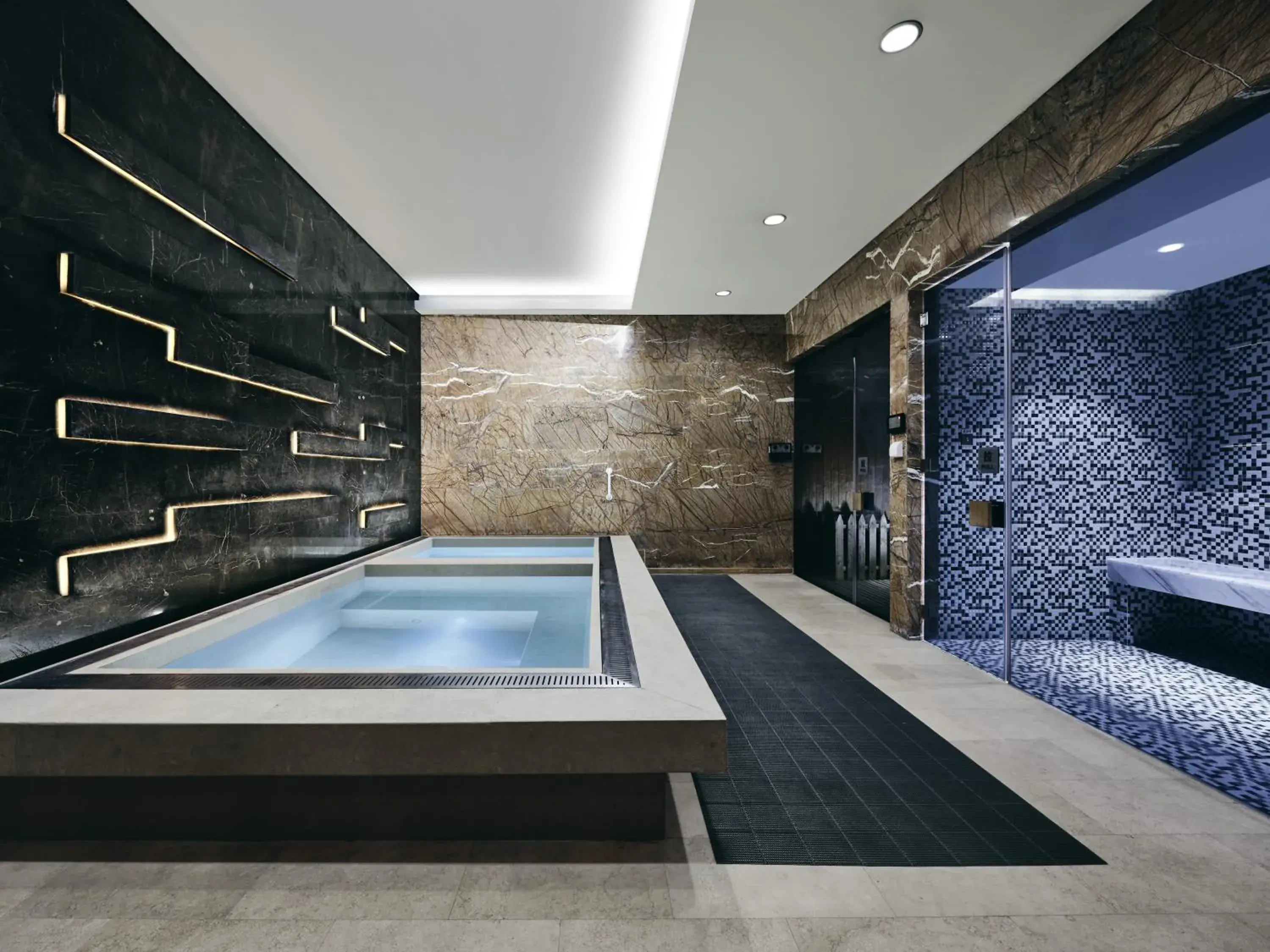 Sauna, Swimming Pool in Intercontinental Residences Chengdu City Center