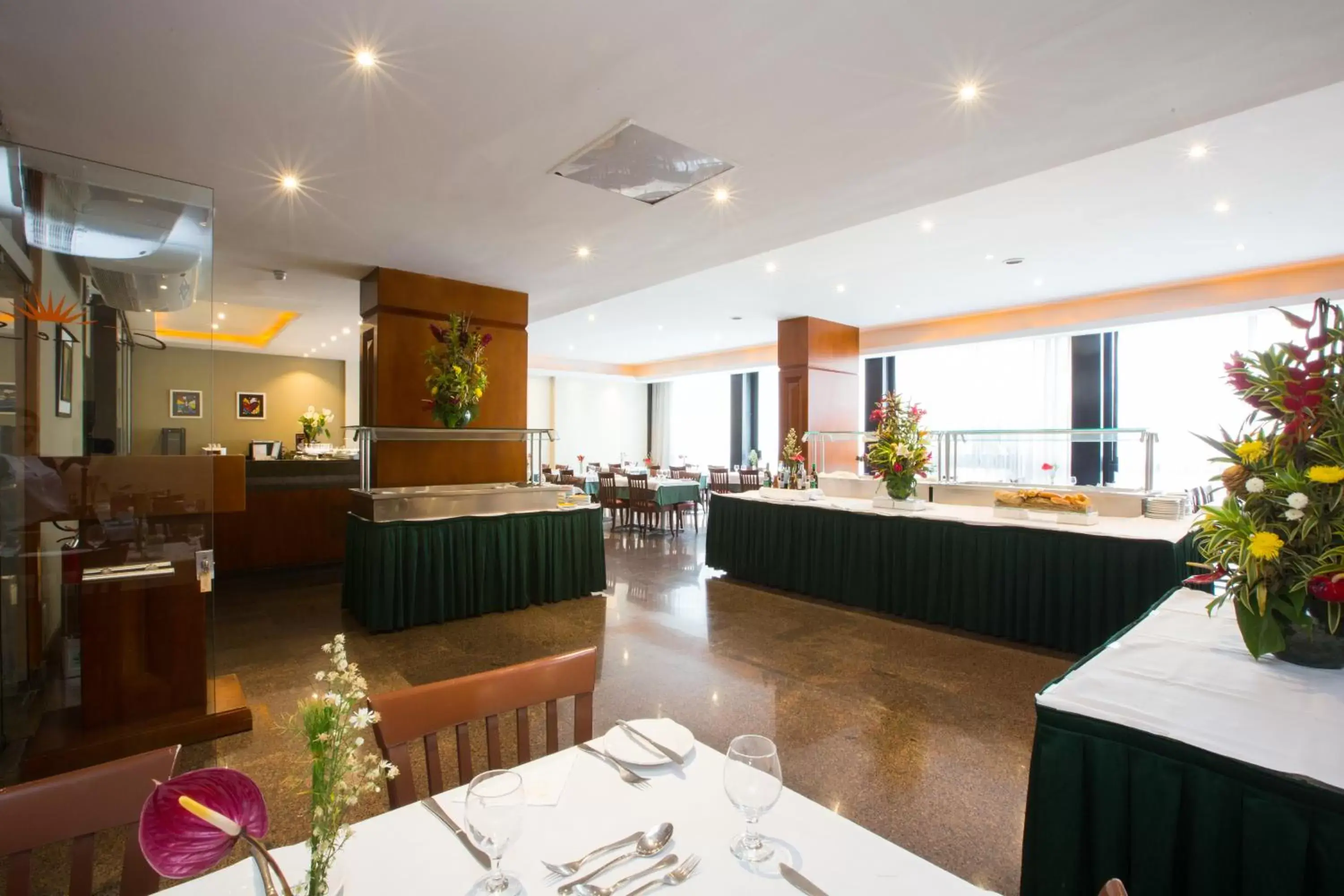 Restaurant/Places to Eat in Augusto's Rio Copa Hotel