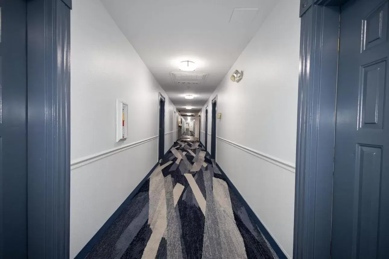 Property building in Quality Inn & Suites Tulare Property building in Quality Inn & Suites Tulare