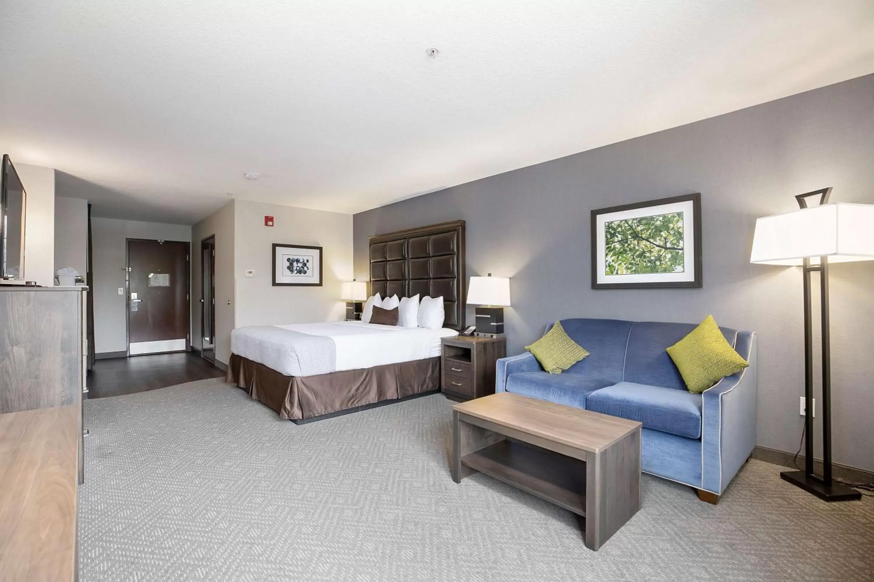Photo of the whole room in Best Western Plus Northwind Inn & Suites