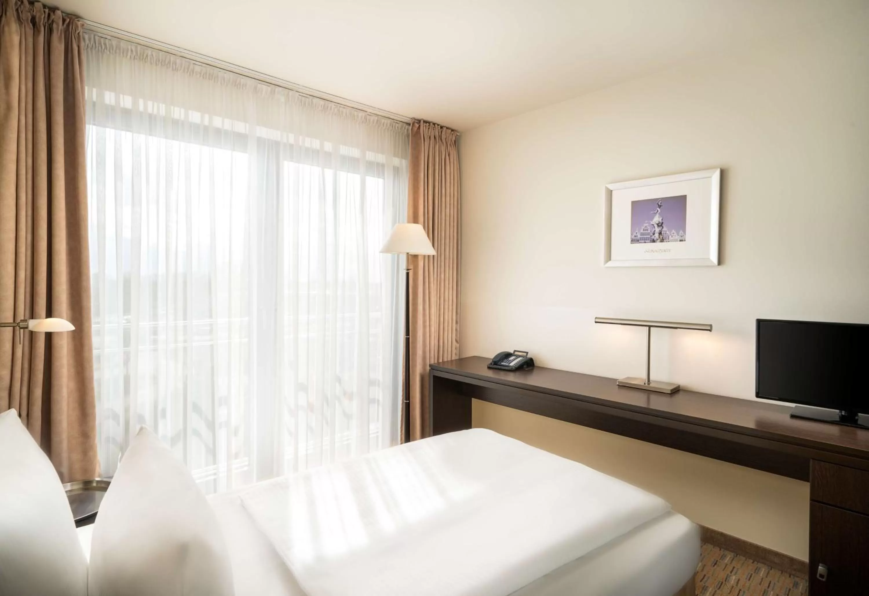 Bedroom, Bed in elaya hotel hamburg finkenwerder