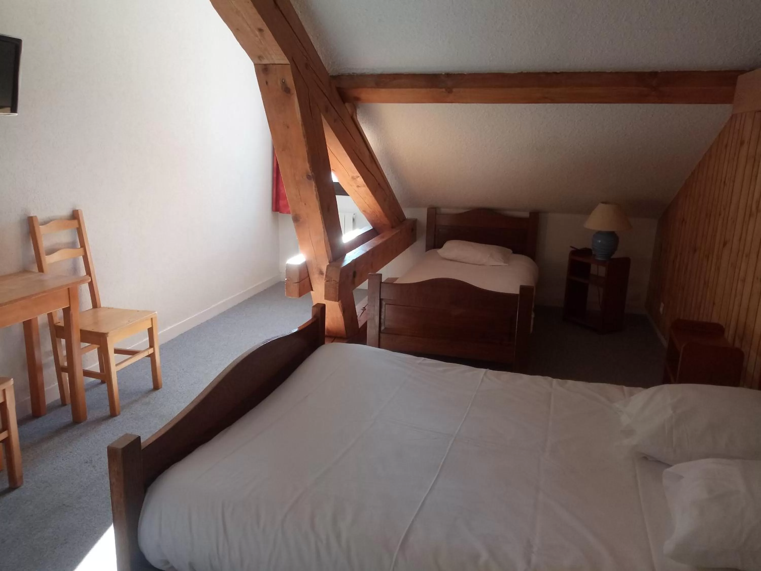 Photo of the whole room, Bed in Espace Morteau