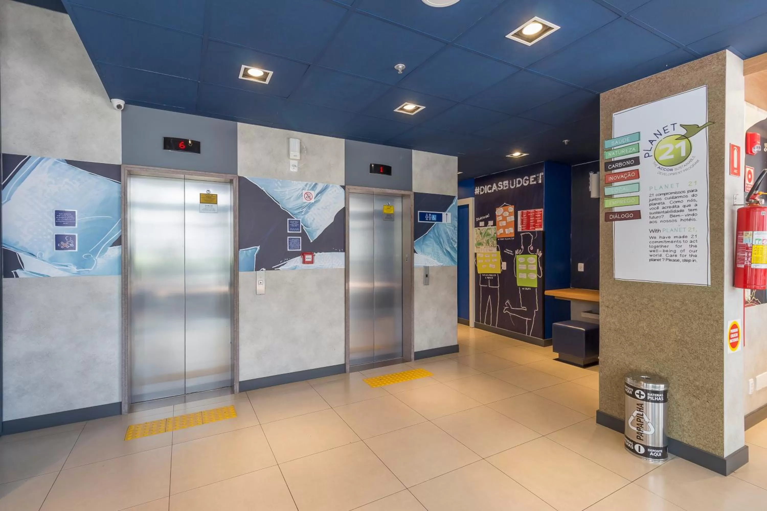 Facade/entrance in ibis budget Blumenau